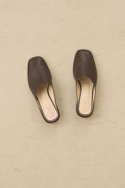 SQUARE MULE – Lauren Manoogian