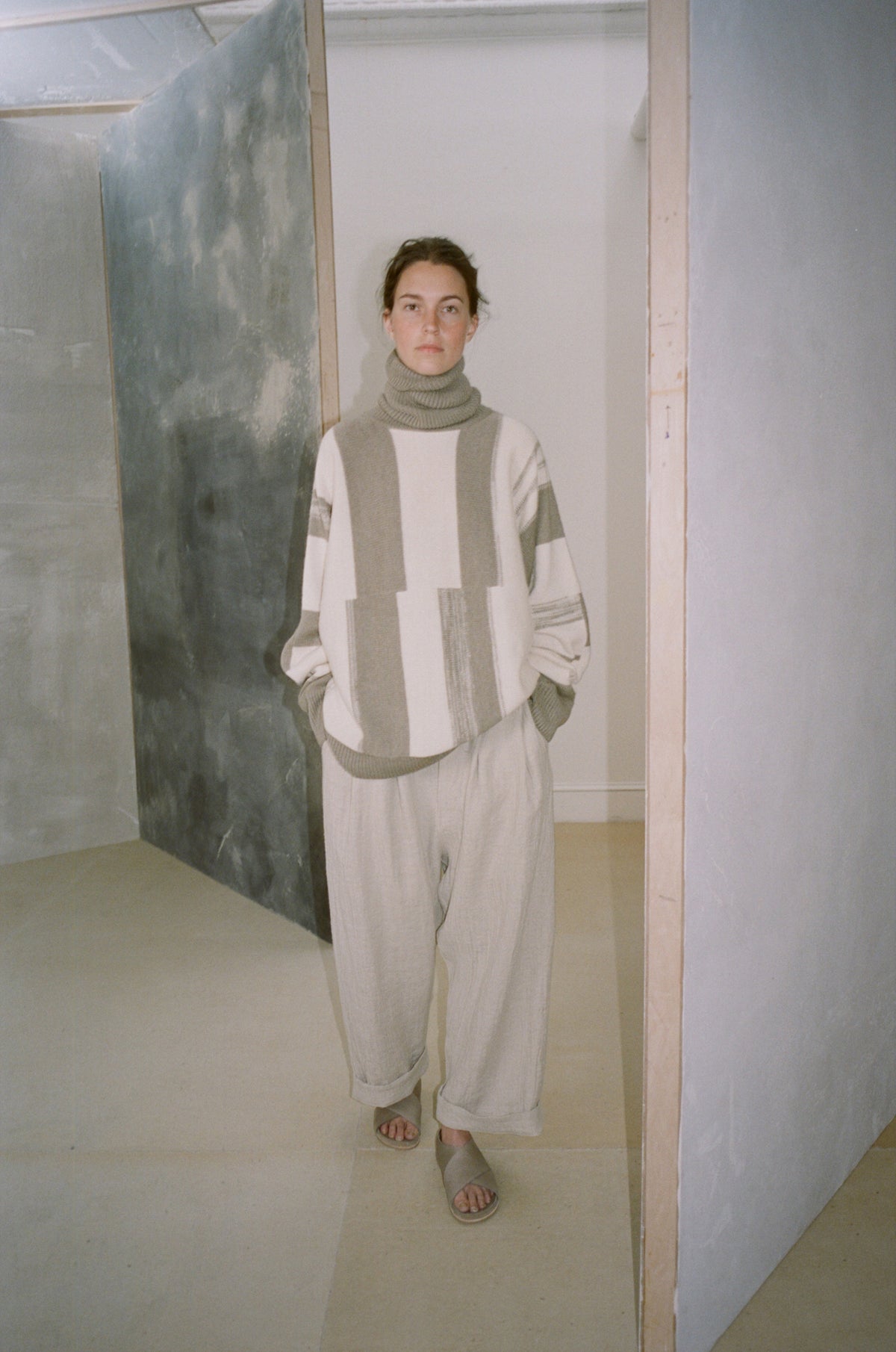 AW21 / 8