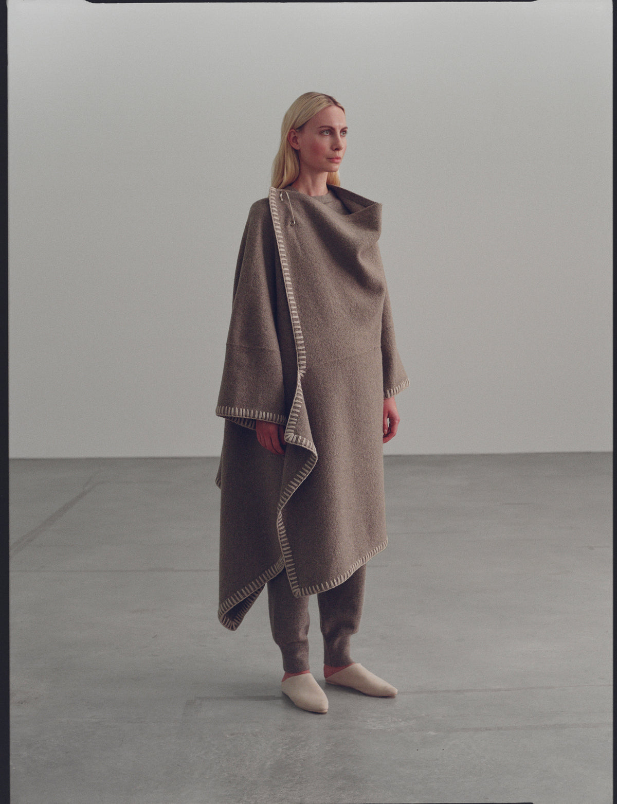 AW22 // 8