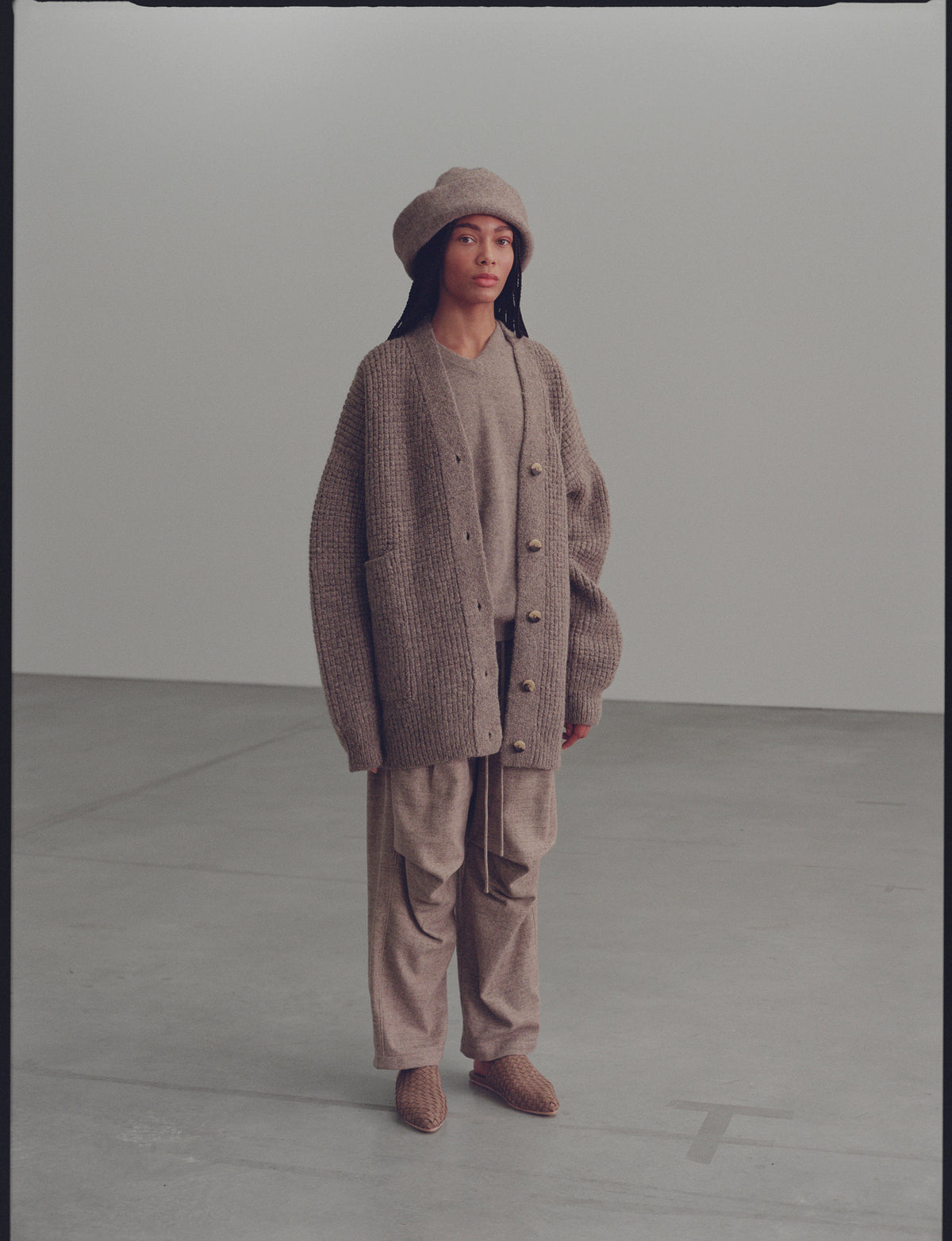 AW22 // 9
