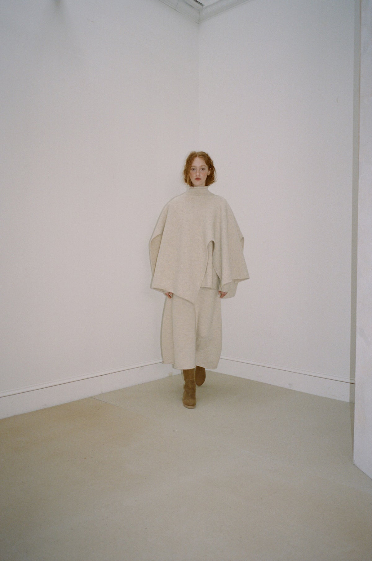AW21 / 10