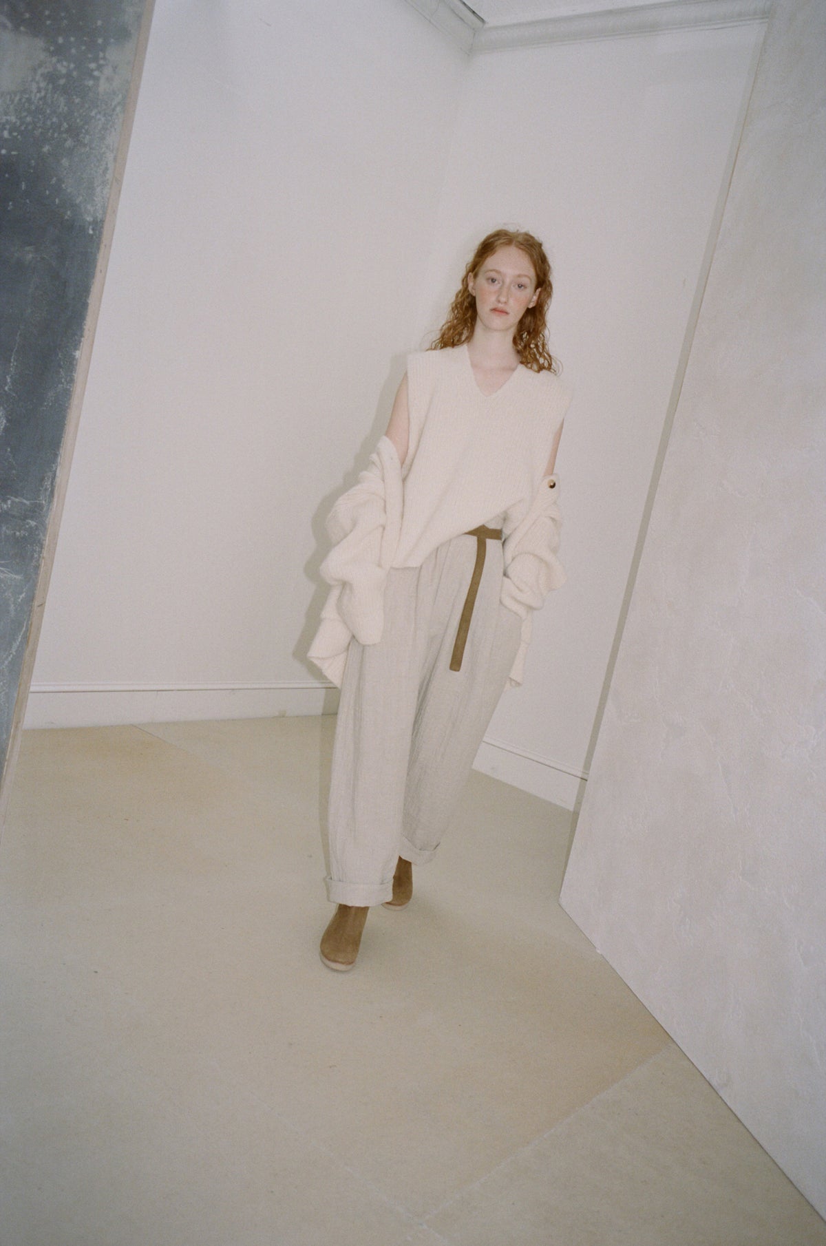 AW21 / 13