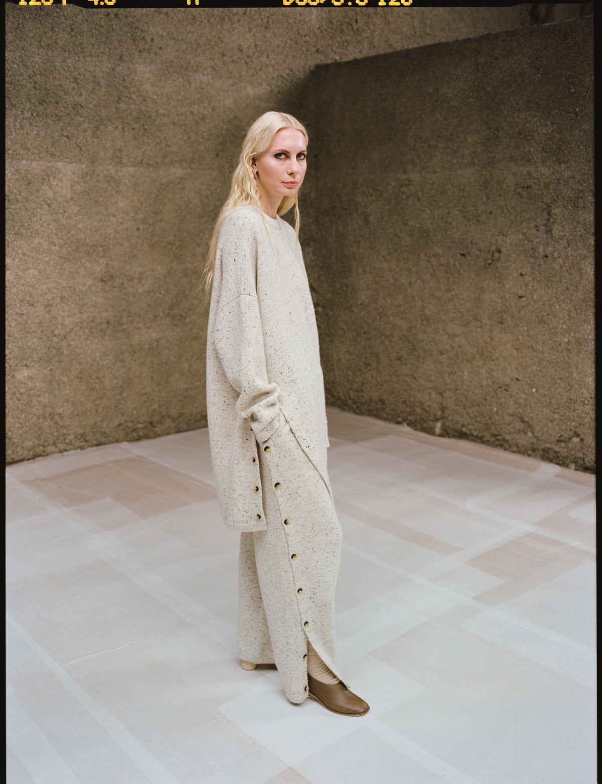 AW23 // 015