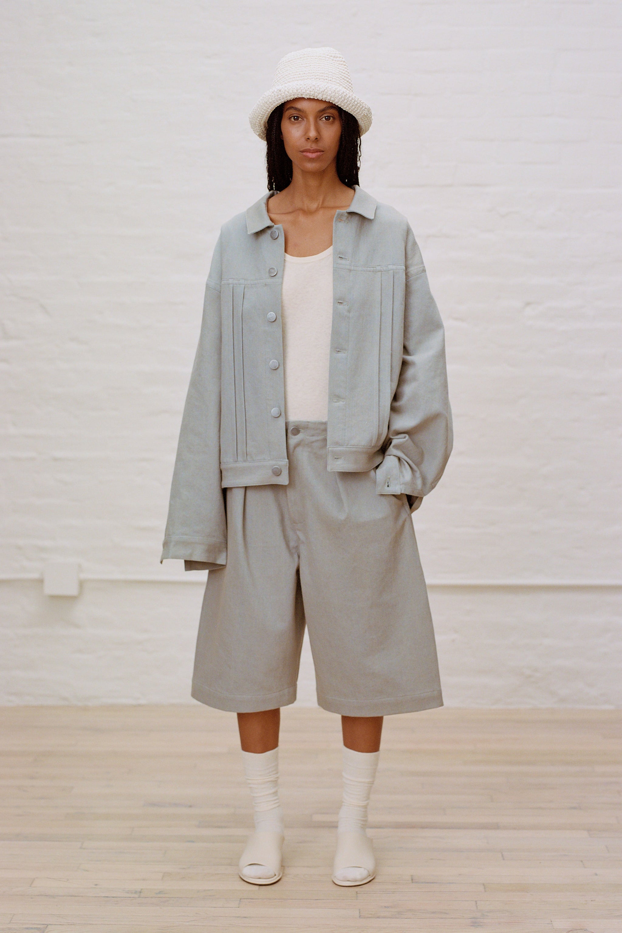 Lauren Manoogian - SPF25 // 17