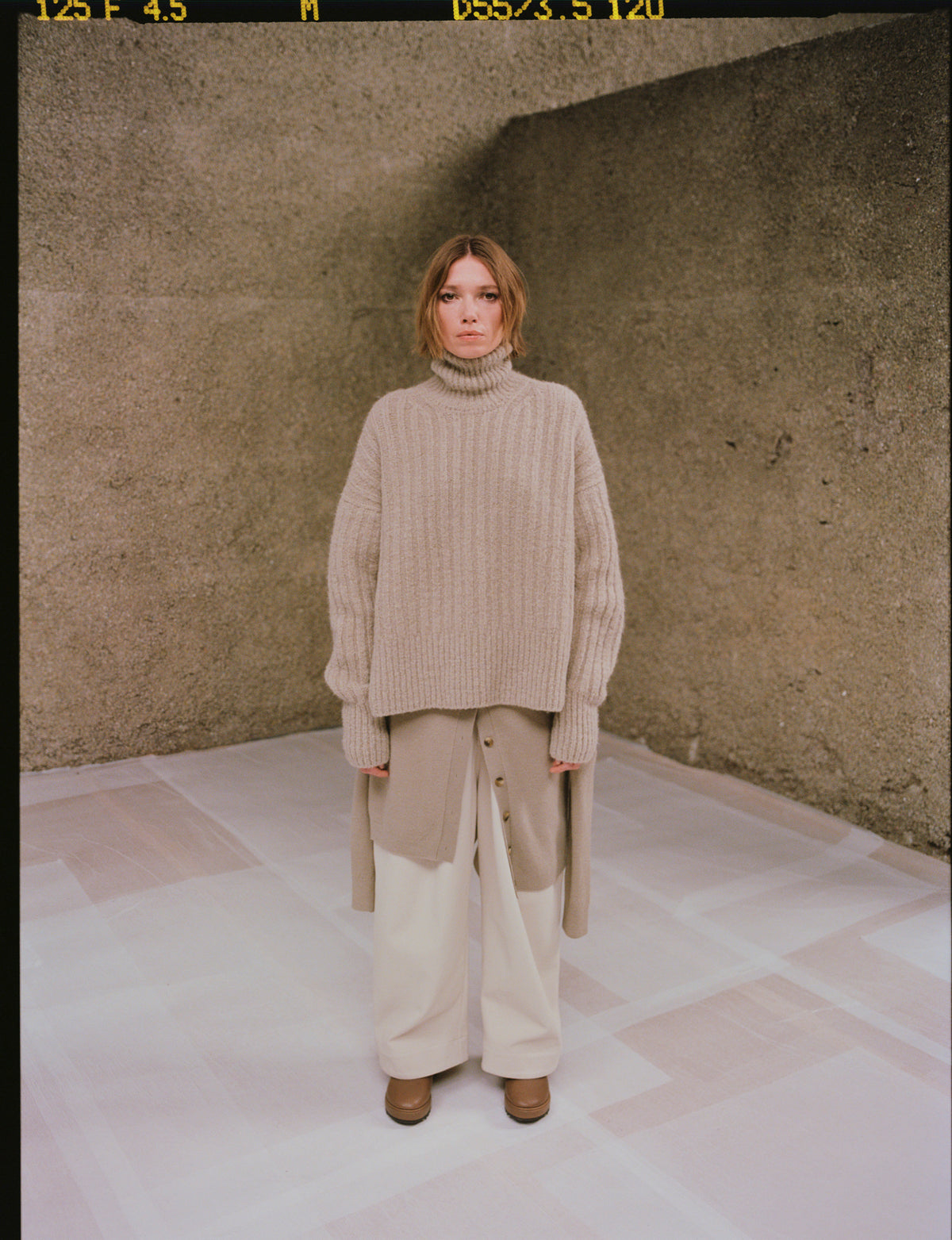 AW23 // 024