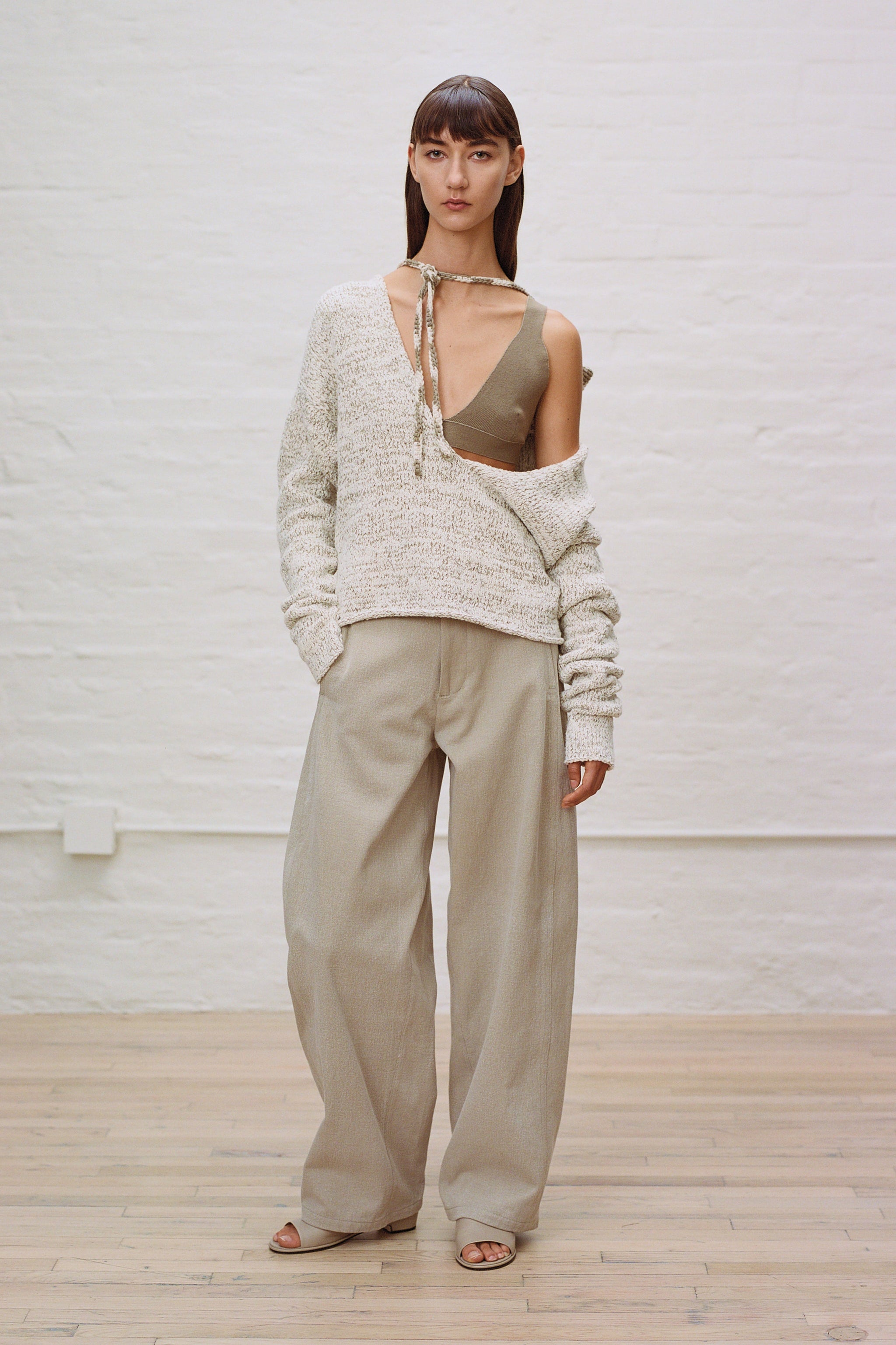 Lauren Manoogian - SPF25 // 29