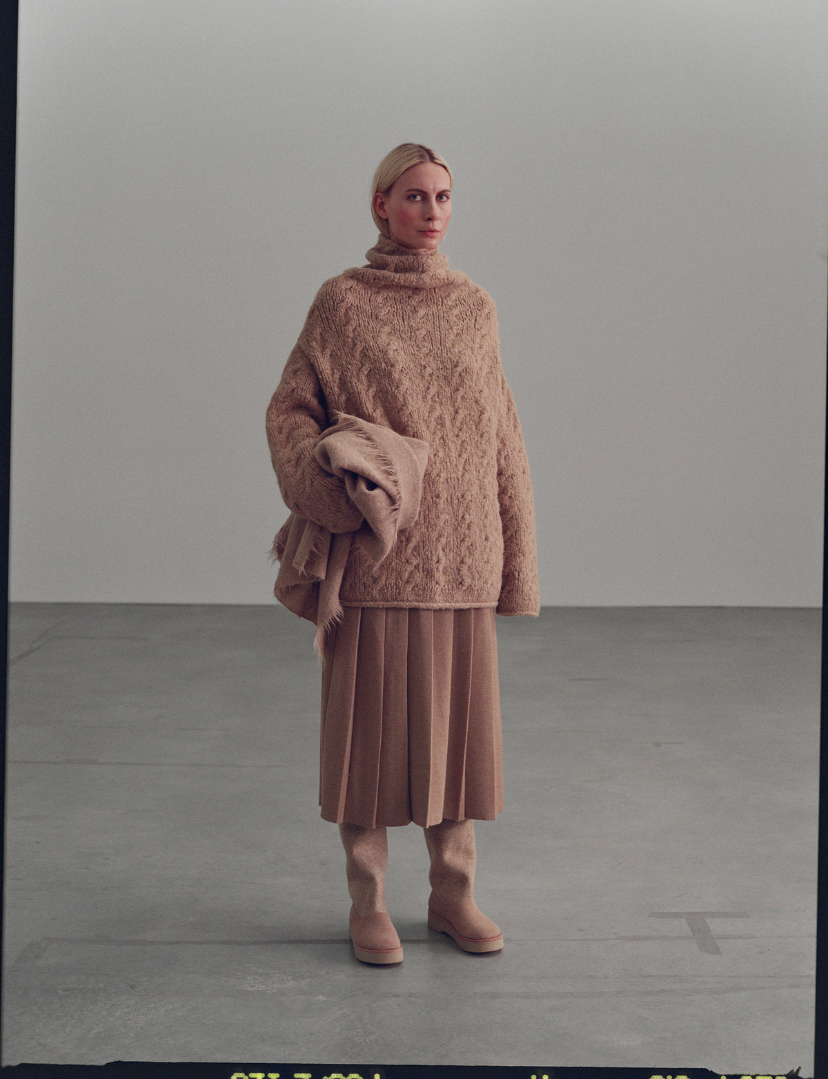 AW22 // 30
