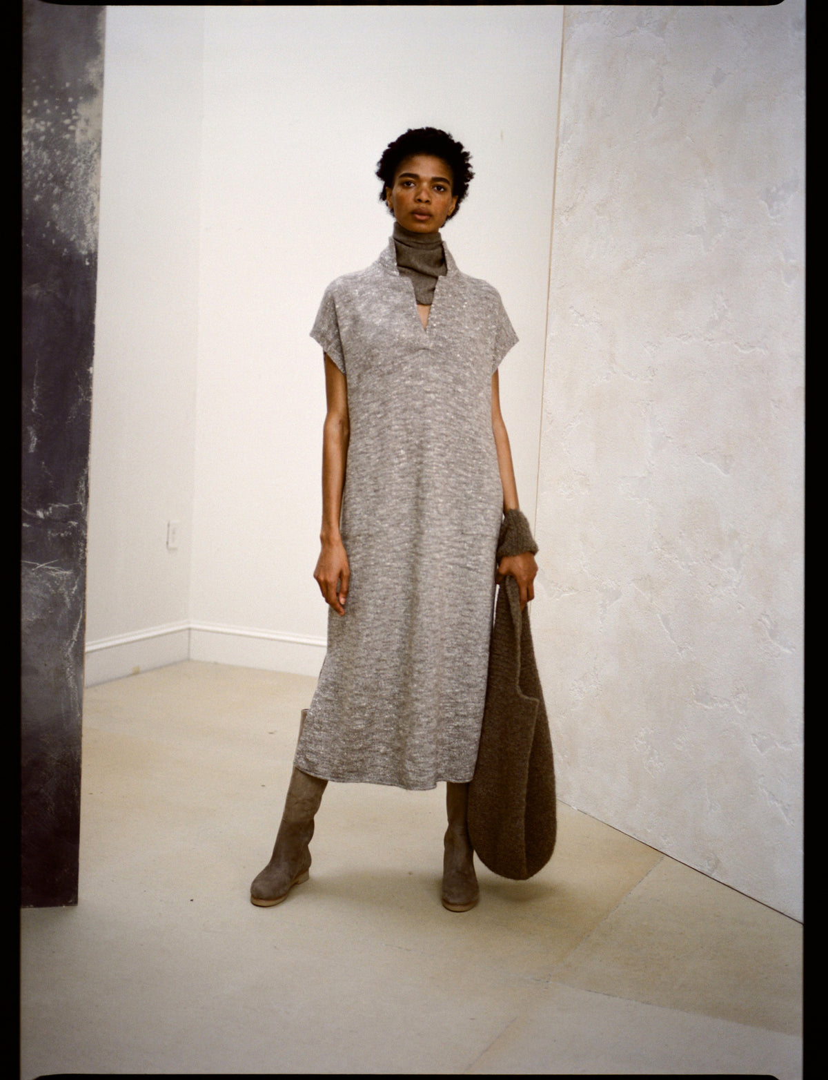 AW21 / 39