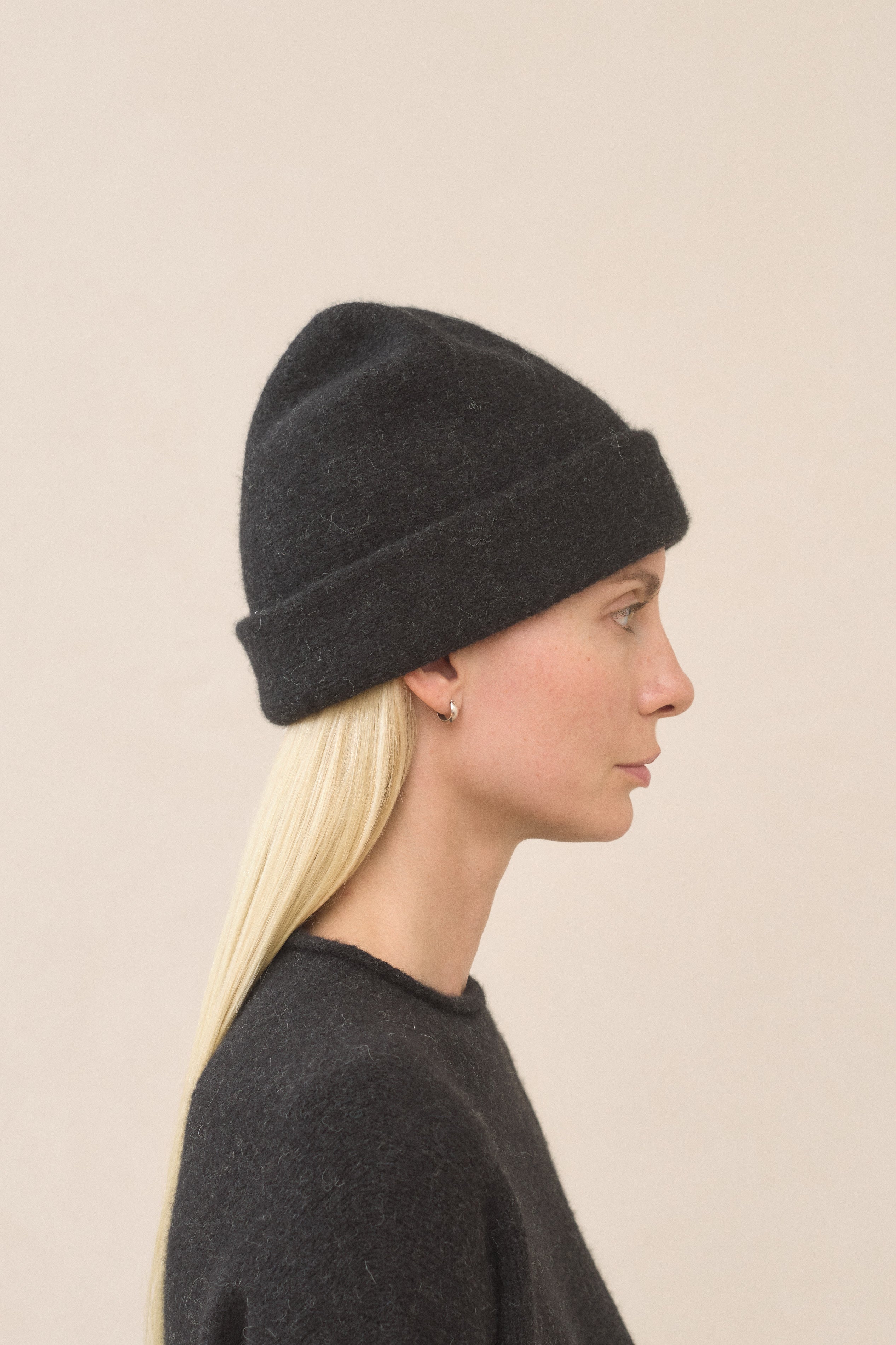SOFT BEANIE