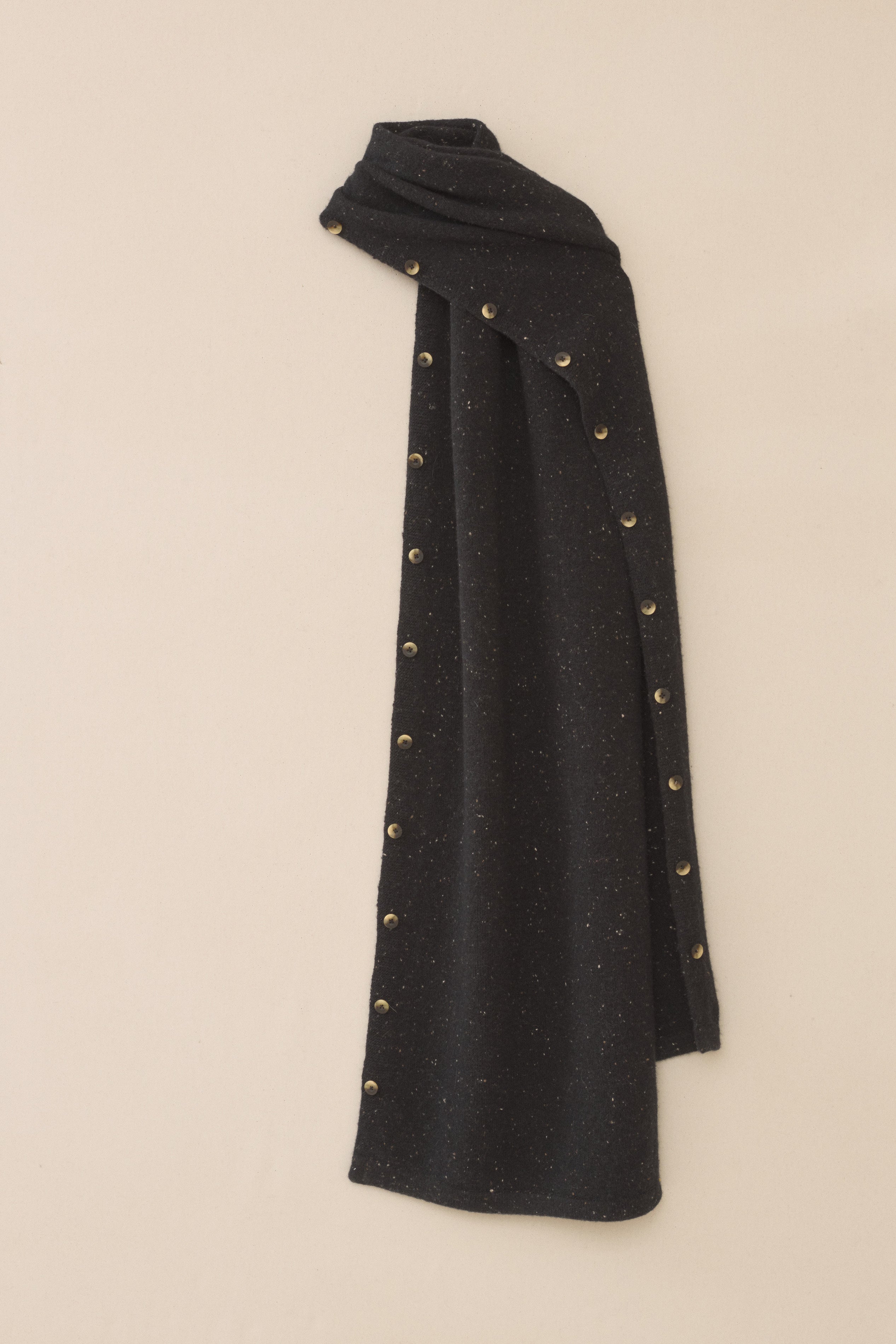 BUTTON STOLE