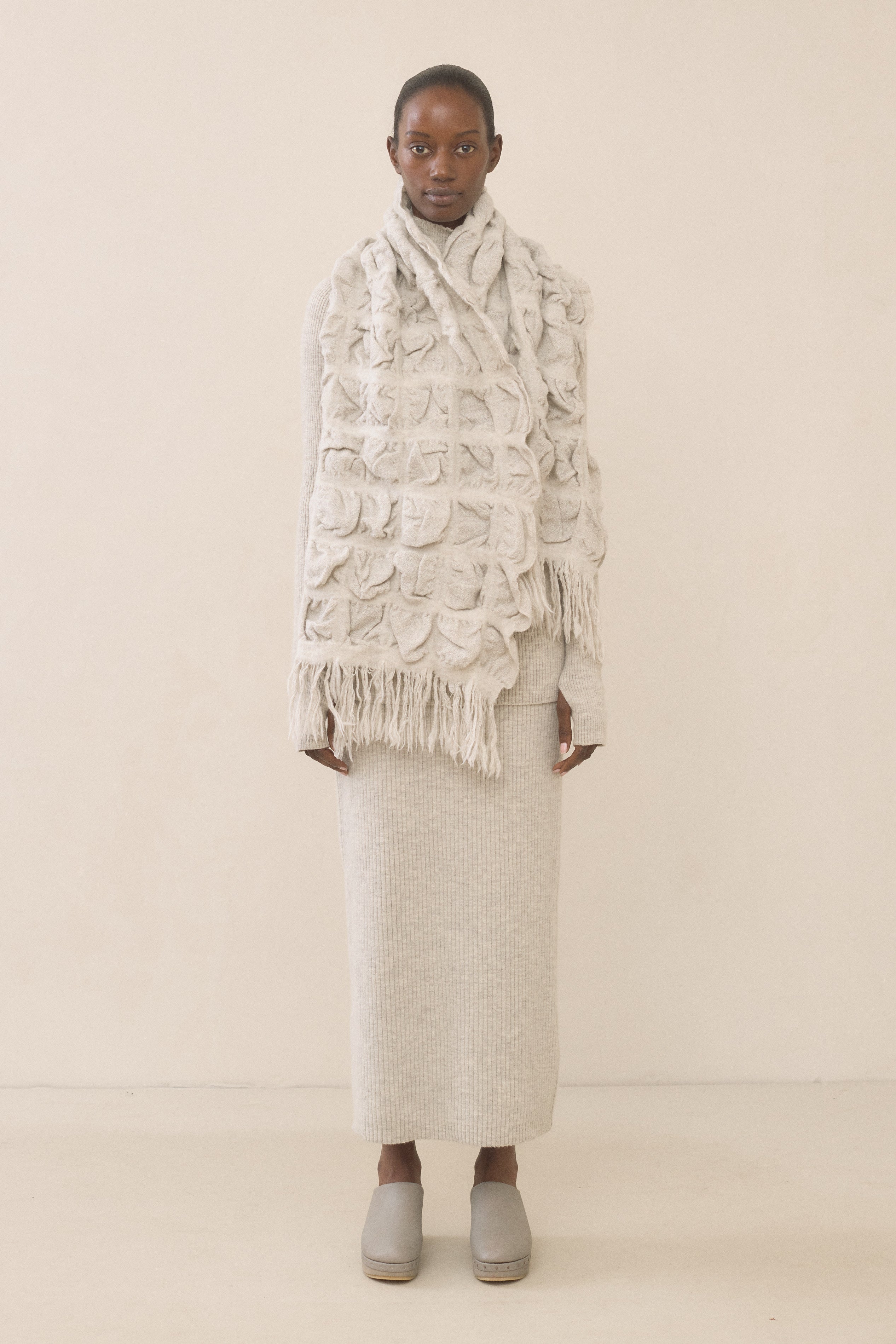 HANDWOVEN CARTON WRAP
