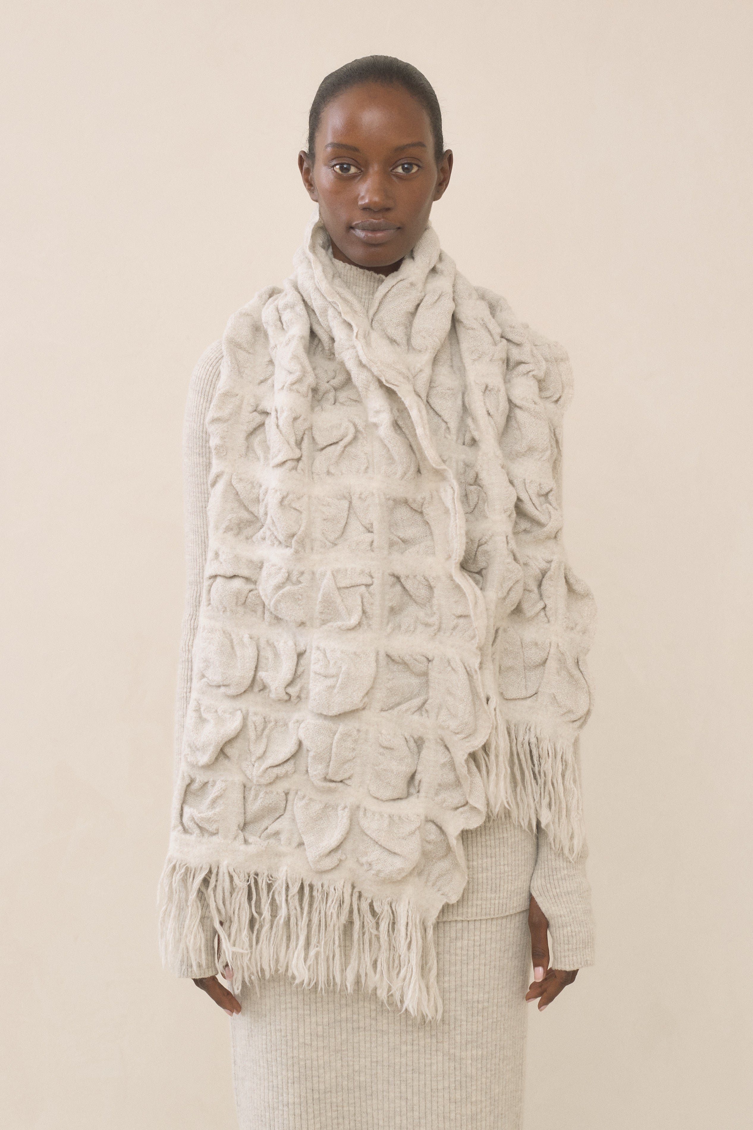 HANDWOVEN CARTON WRAP