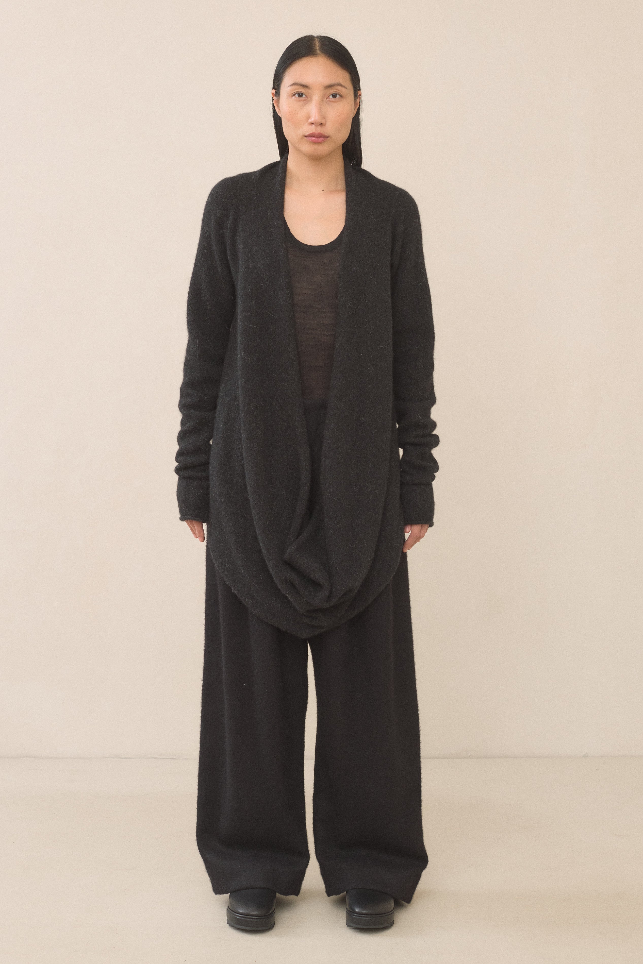 SOFT MOBIUS CARDIGAN