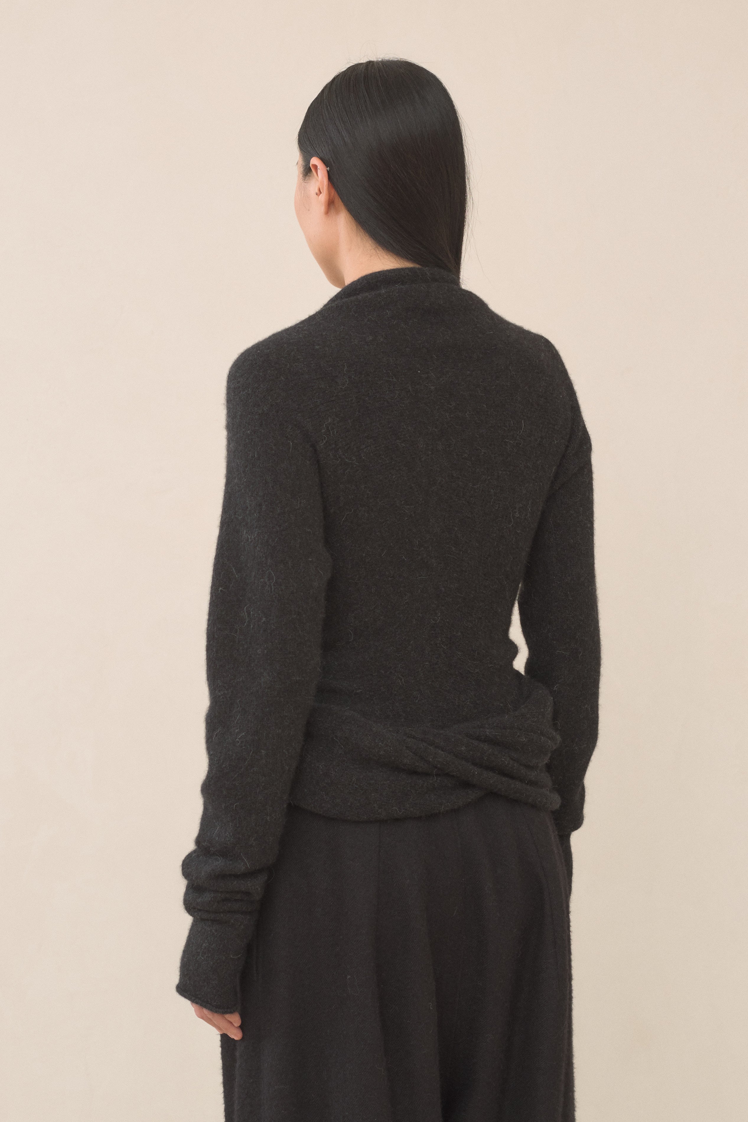 SOFT MOBIUS CARDIGAN