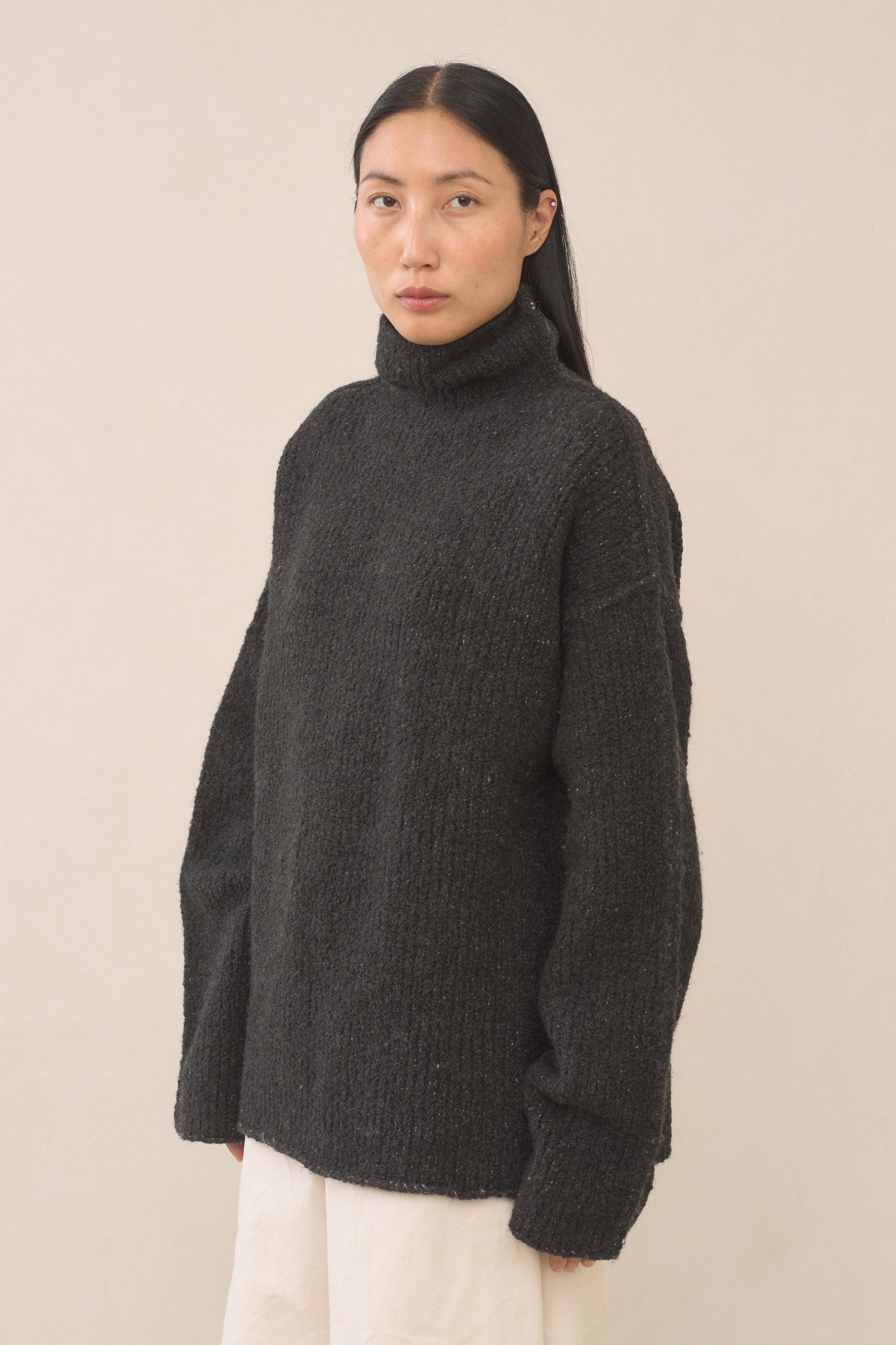 RAW TURTLENECK