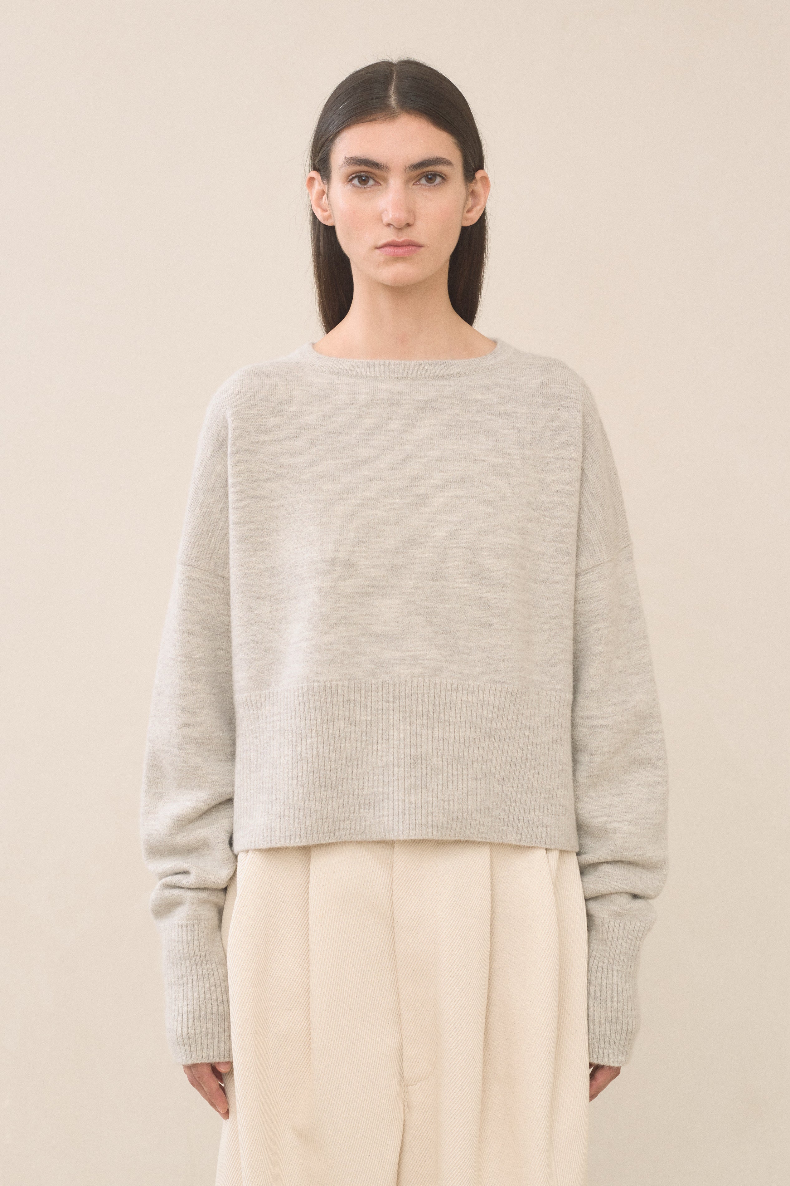 HIGH WAIST CREWNECK