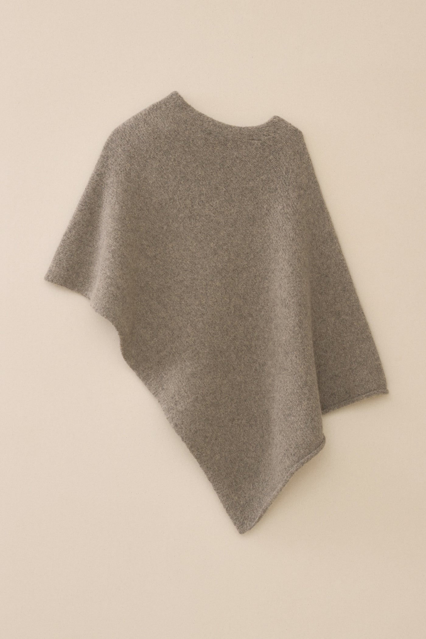 FOLD PONCHO