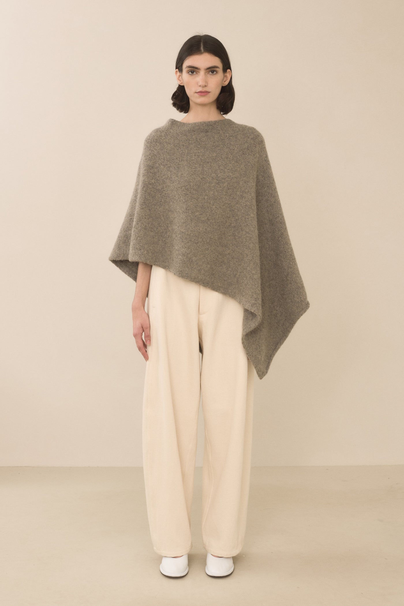 FOLD PONCHO