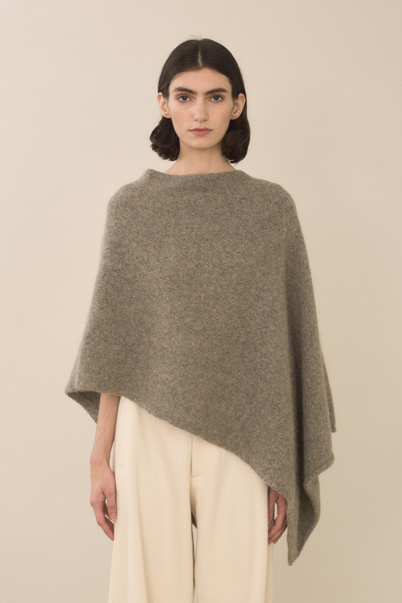 FOLD PONCHO