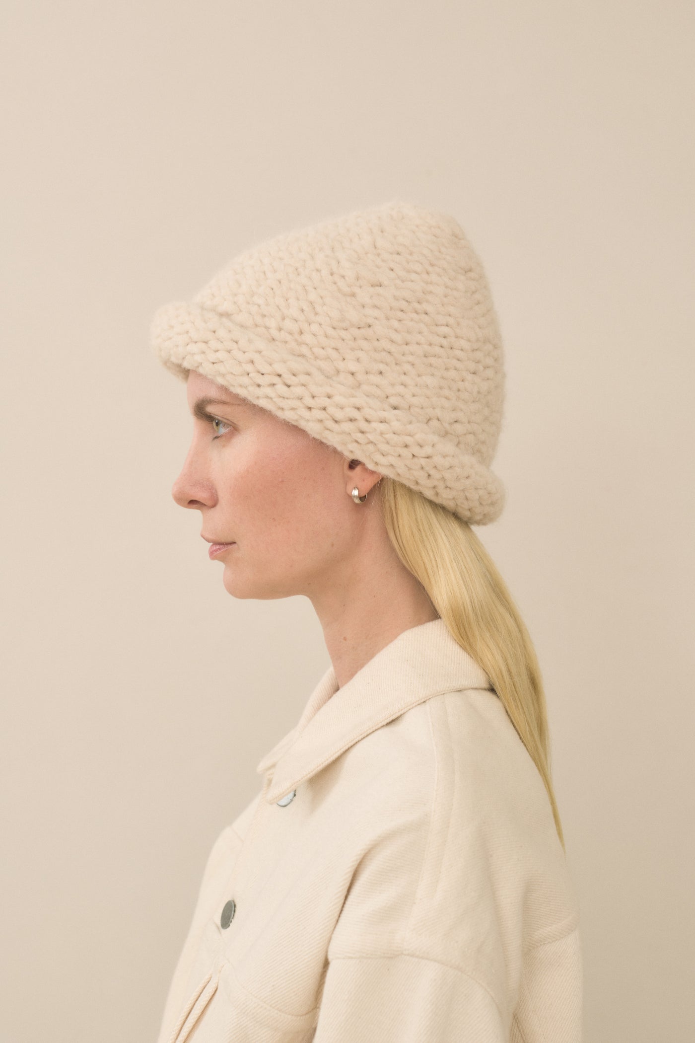 HANDKNIT PURL ROLL HAT