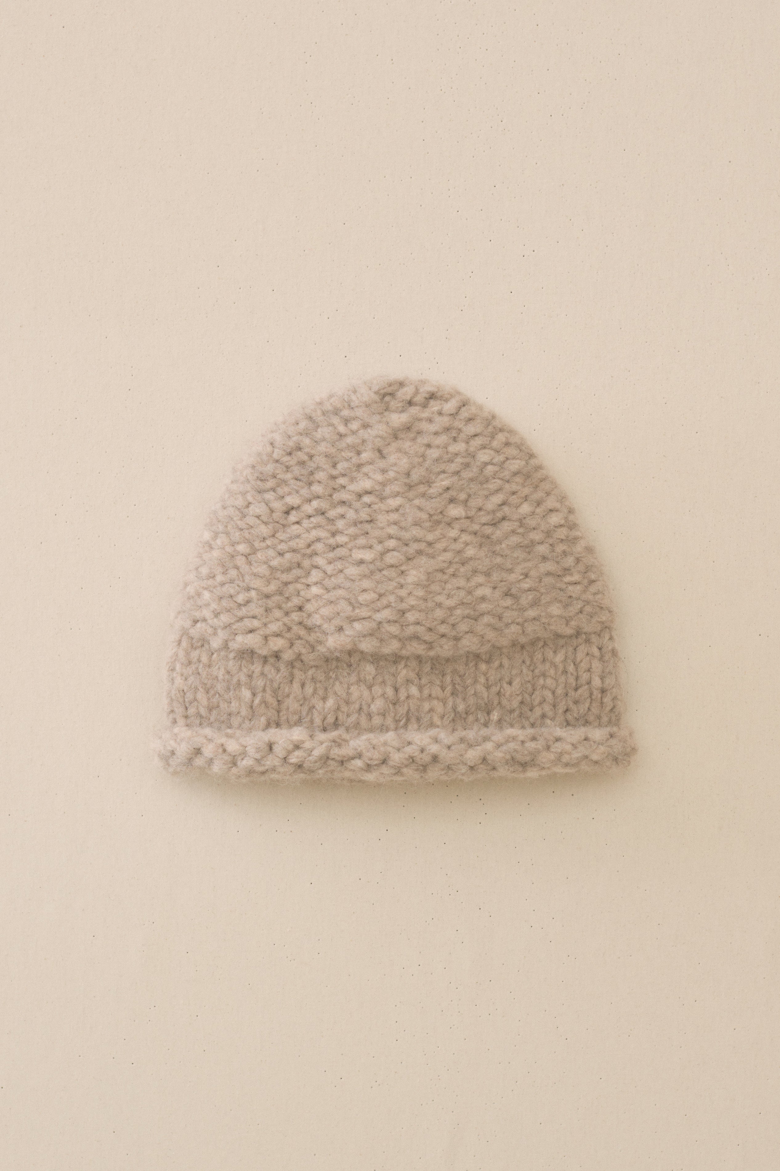 HANDKNIT PURL ROLL HAT