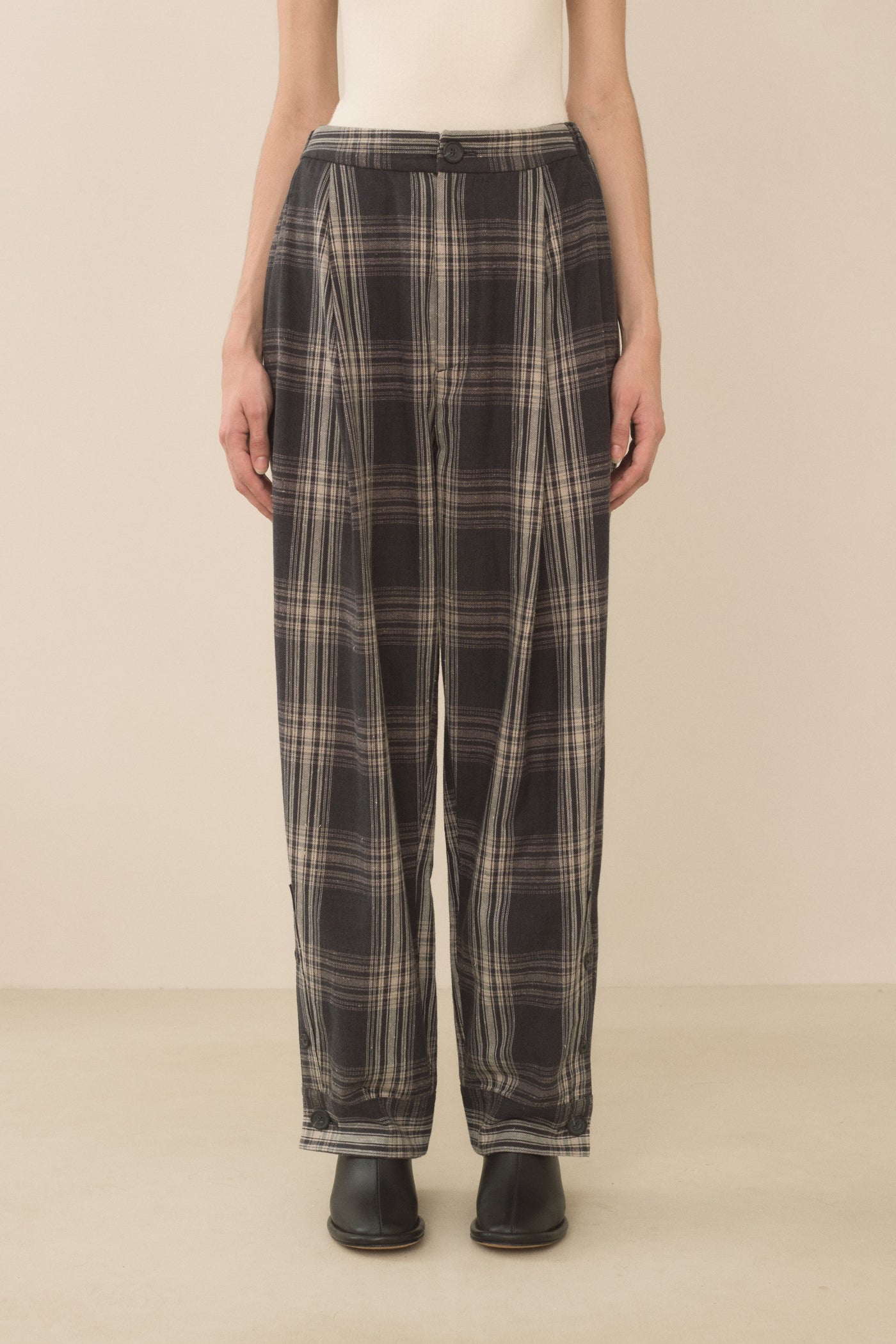 PLAID CUFF PANTS