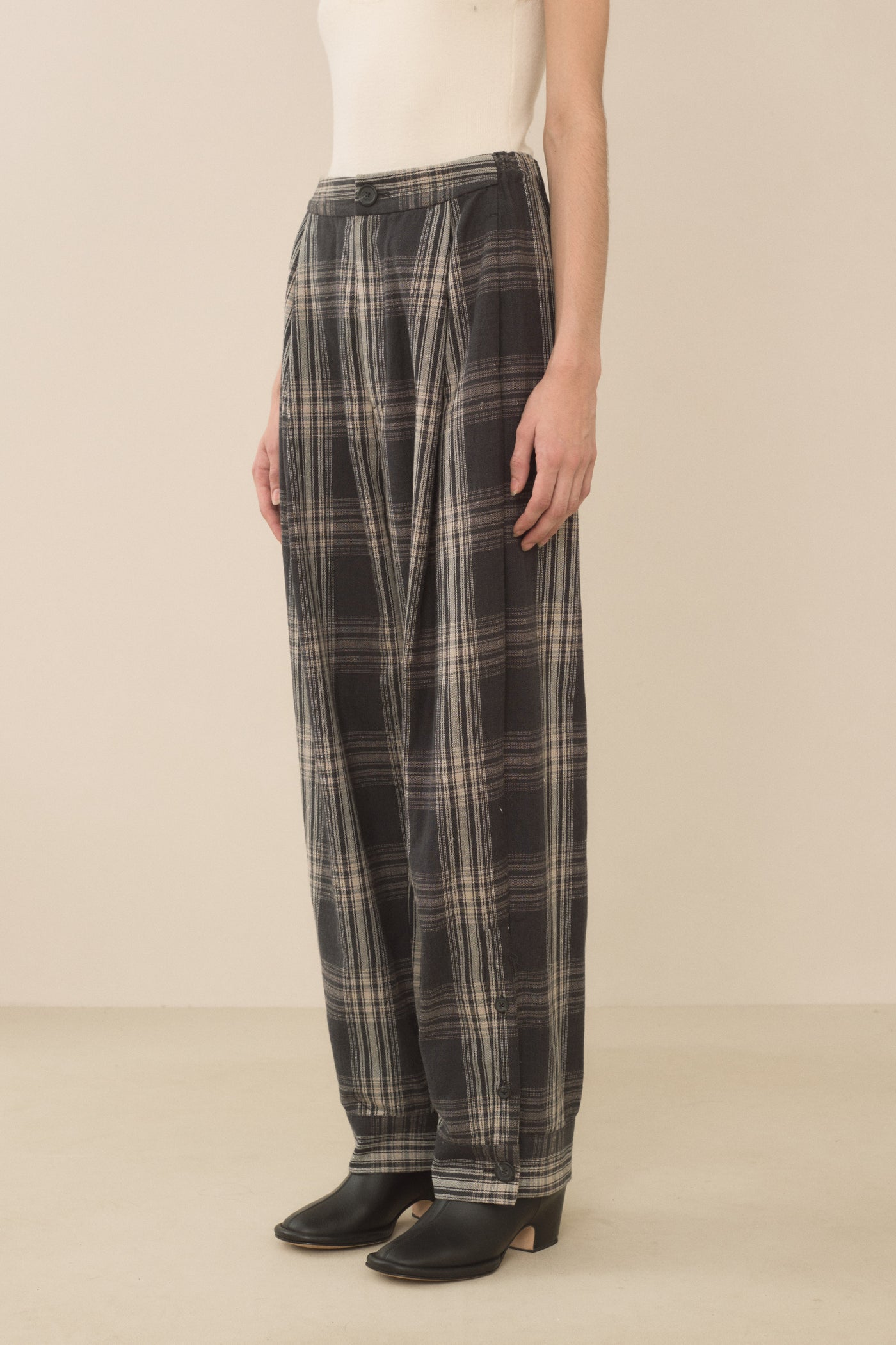 PLAID CUFF PANTS