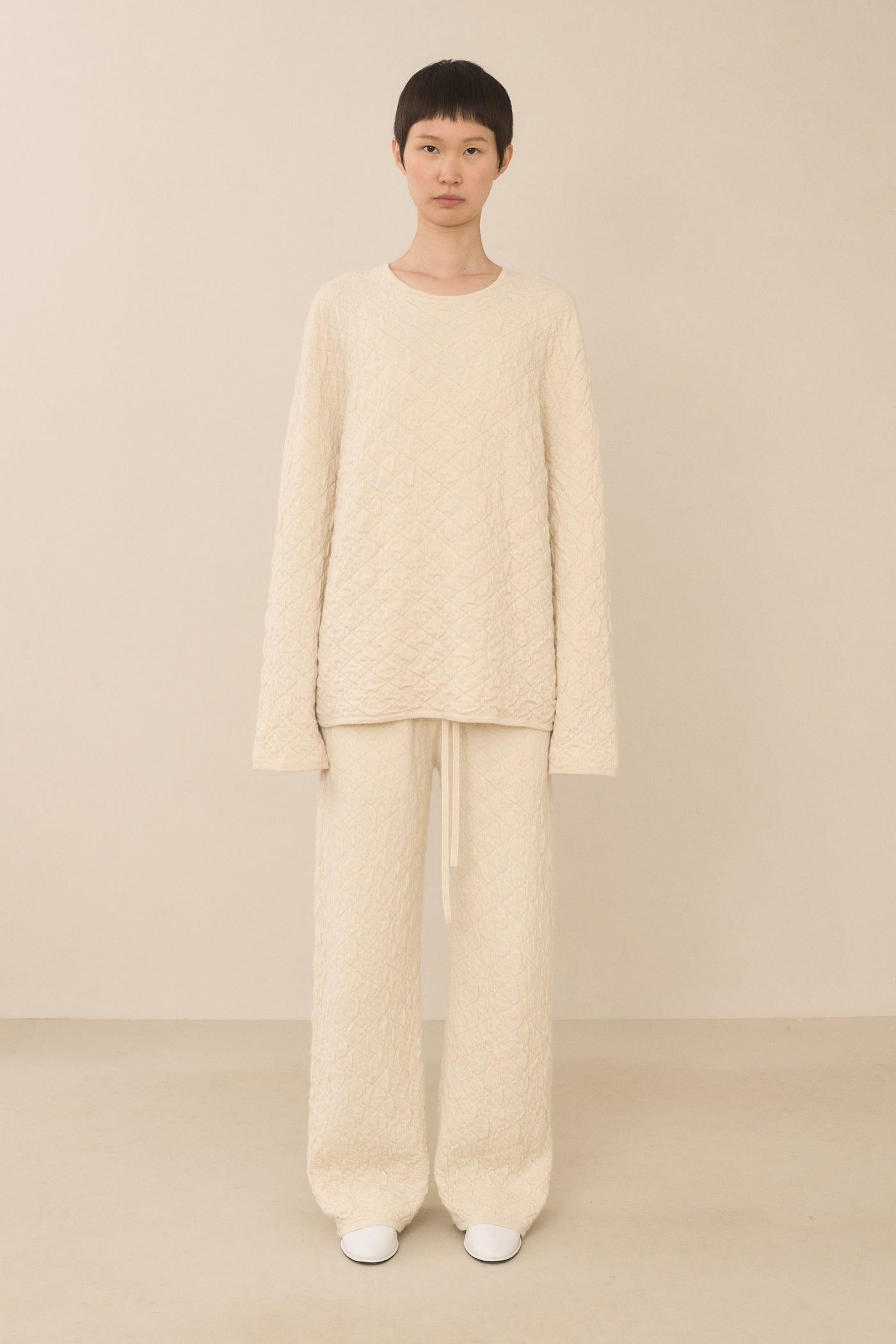 DIAMOND QUILT PULLOVER