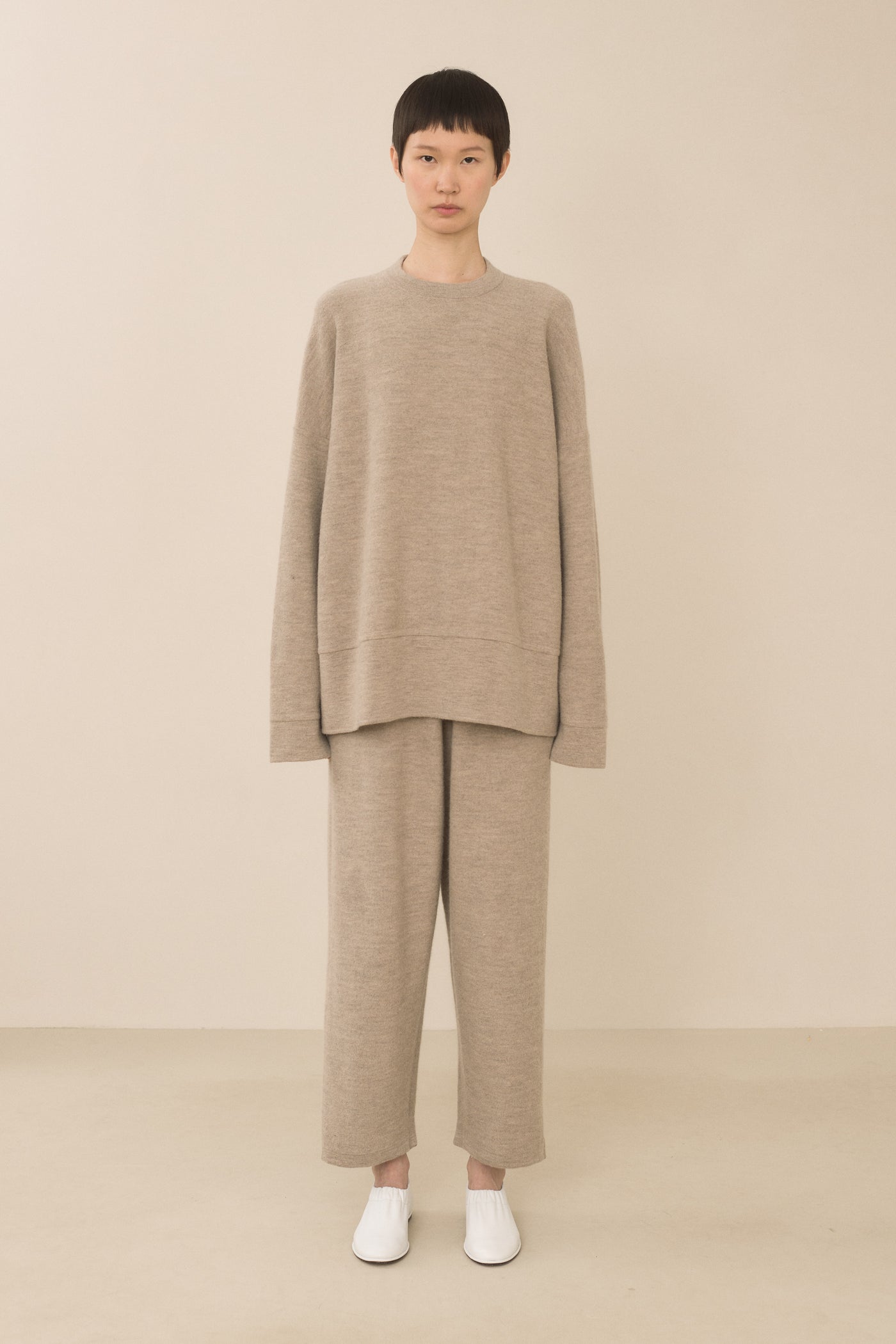 OVERSIZE CREWNECK