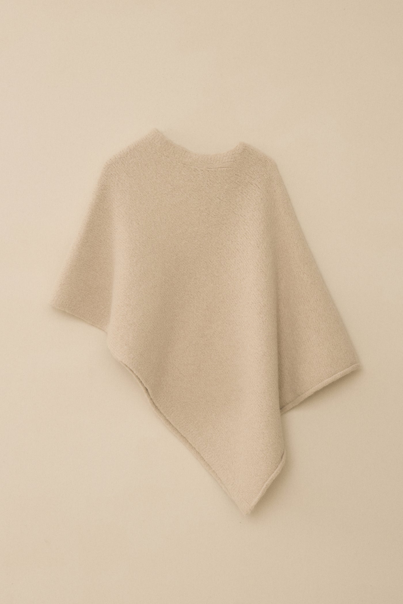 FOLD PONCHO