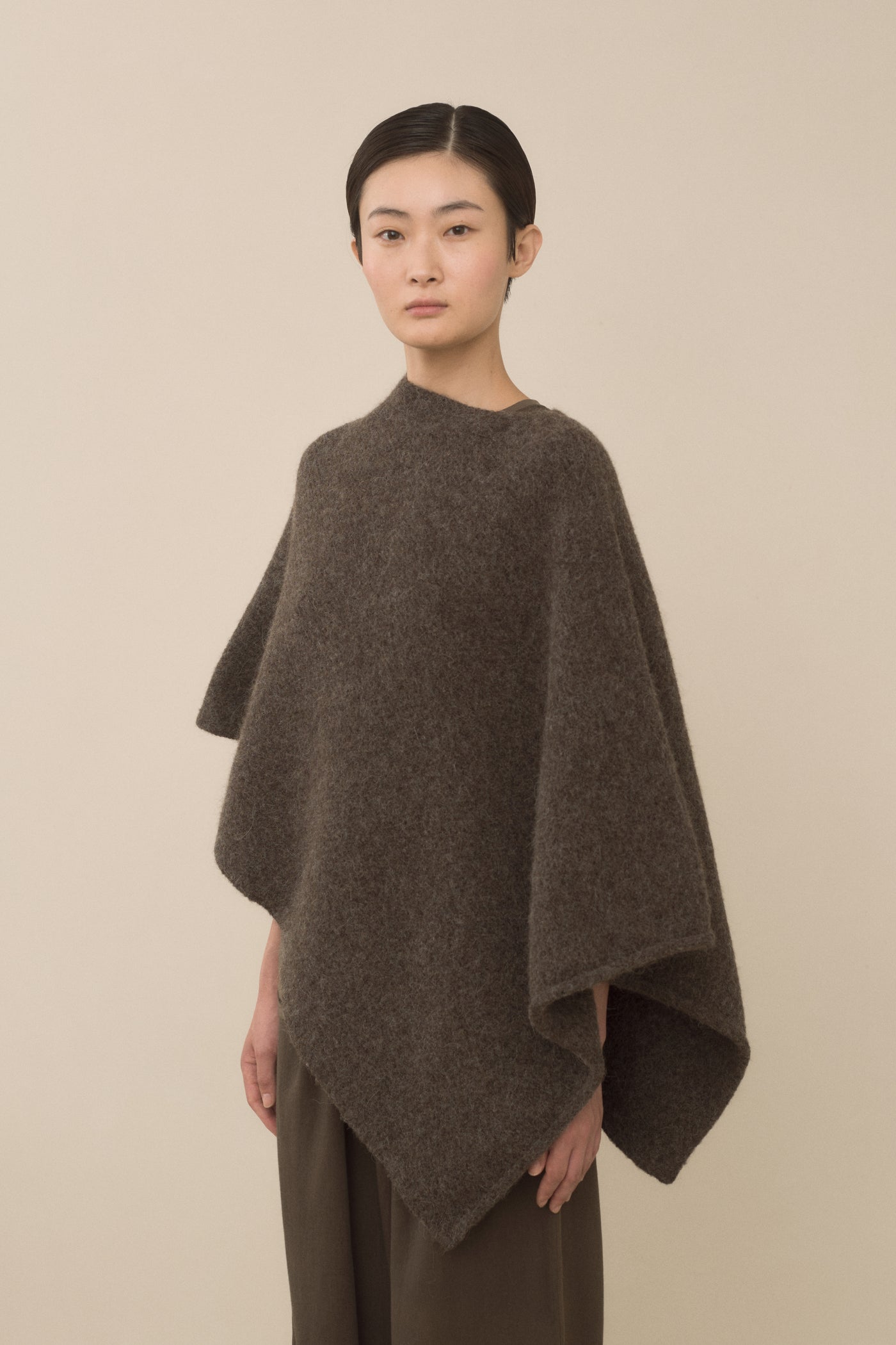 FOLD PONCHO