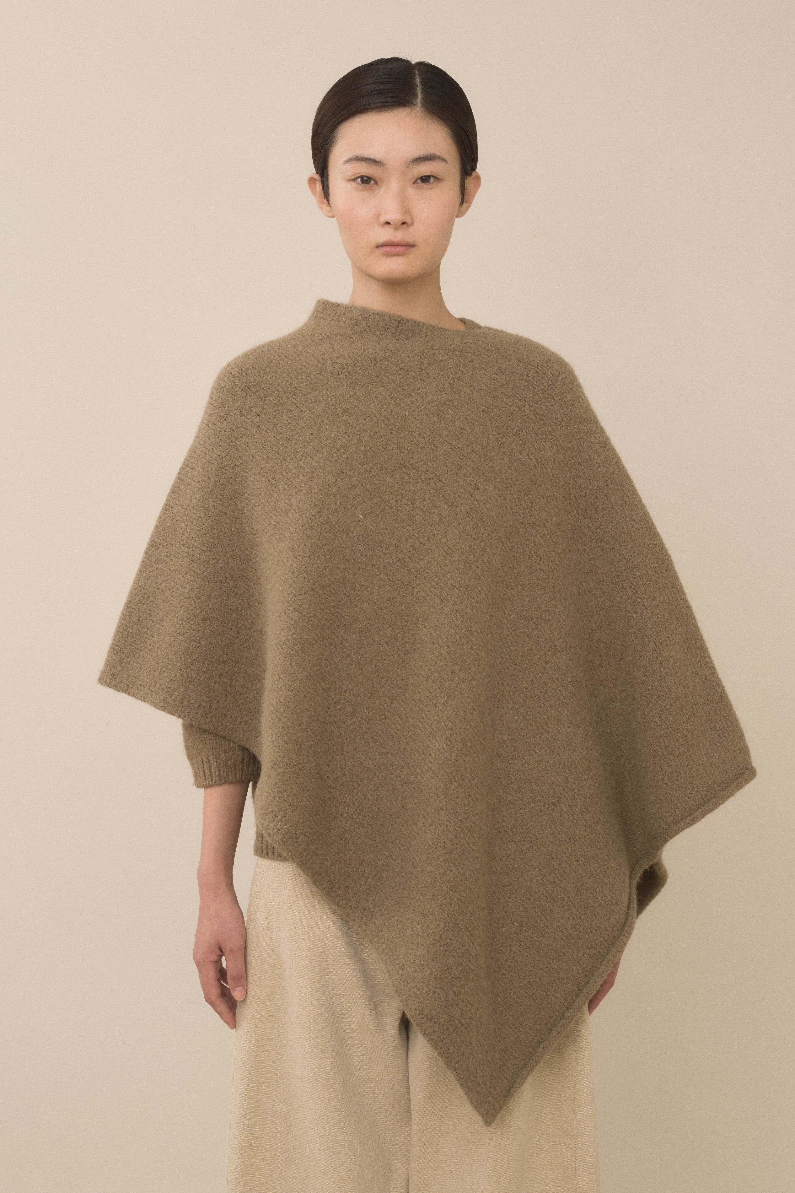 FOLD PONCHO