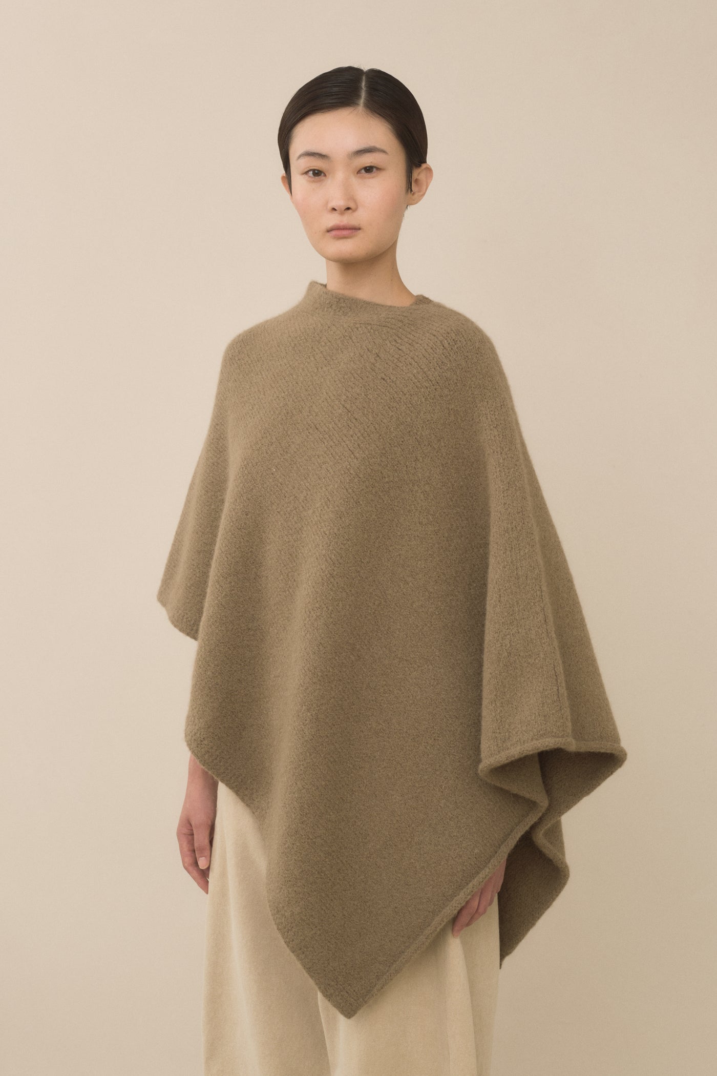 FOLD PONCHO