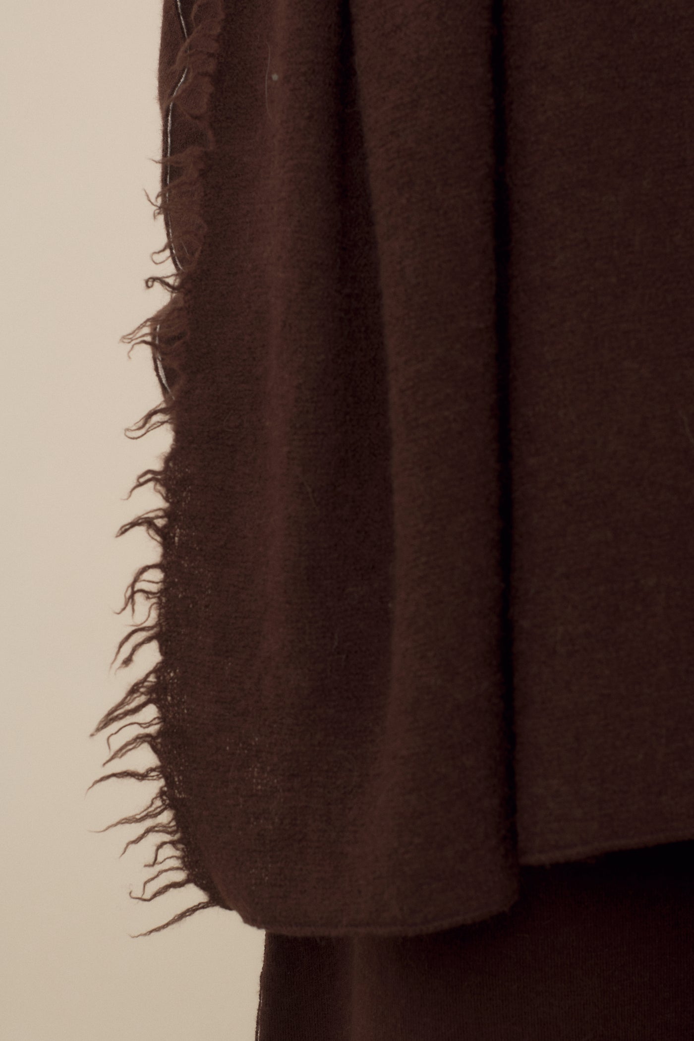 FELT FRINGE SCARF