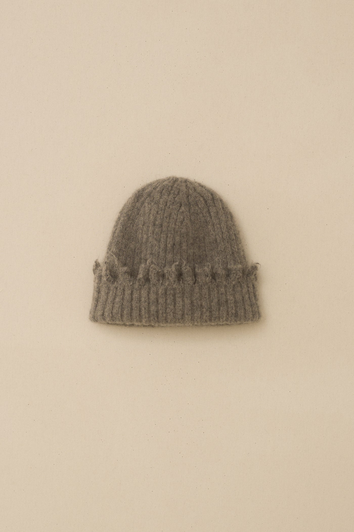 FRAY BEANIE – Lauren Manoogian