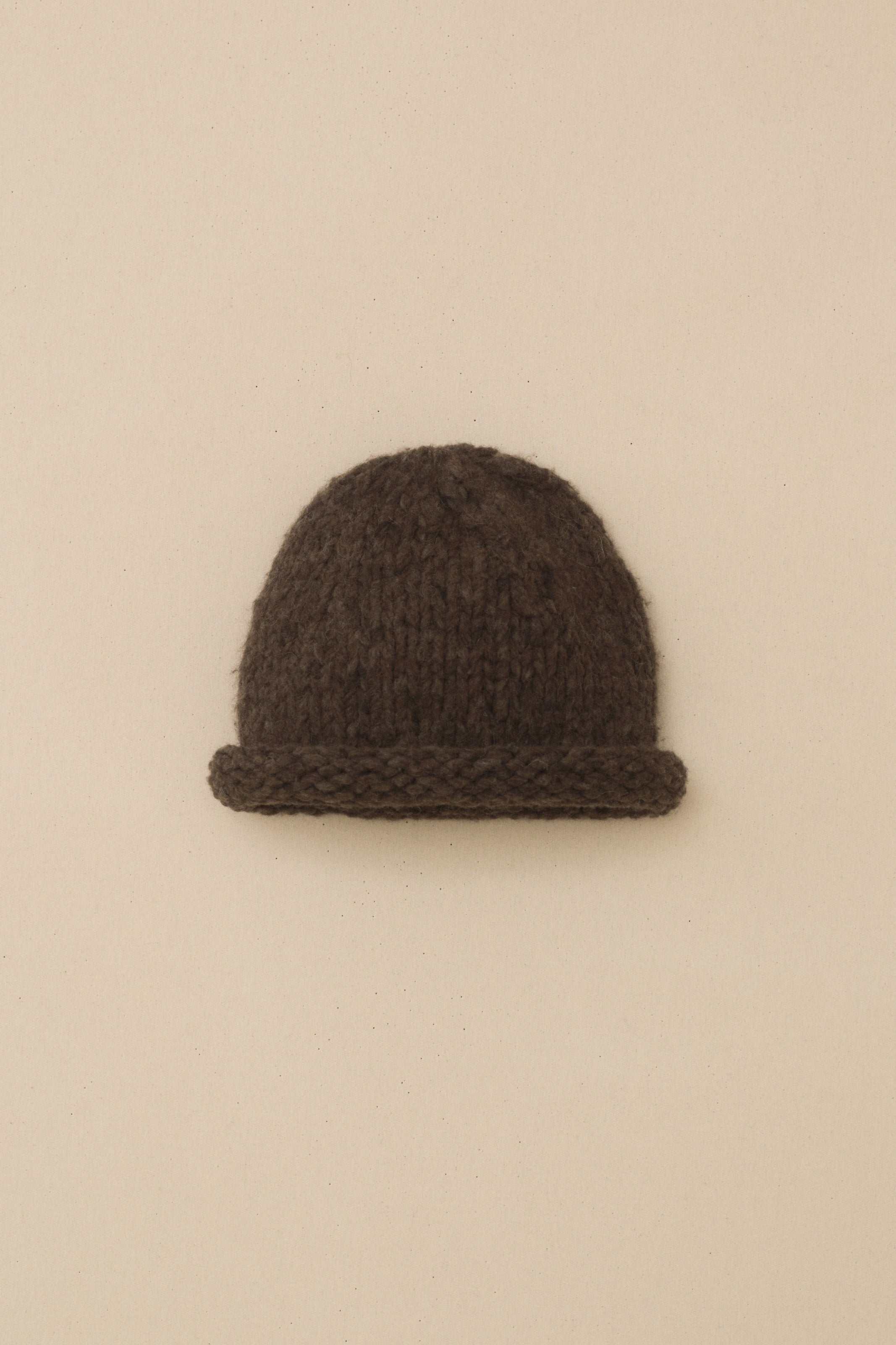 HANDKNIT PAINT ROLL HAT