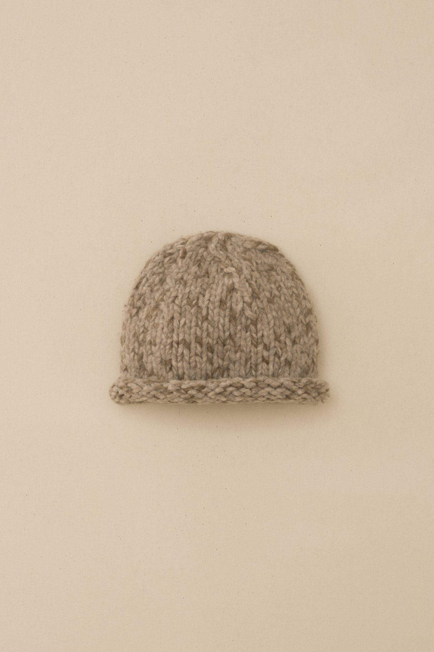 HANDKNIT PAINT ROLL HAT