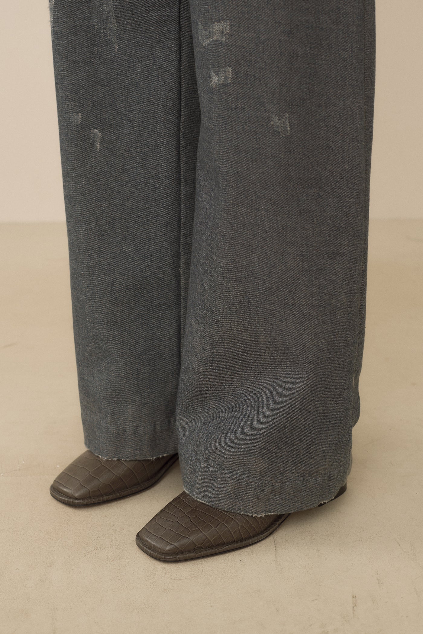 WORN GALLERY PANTS