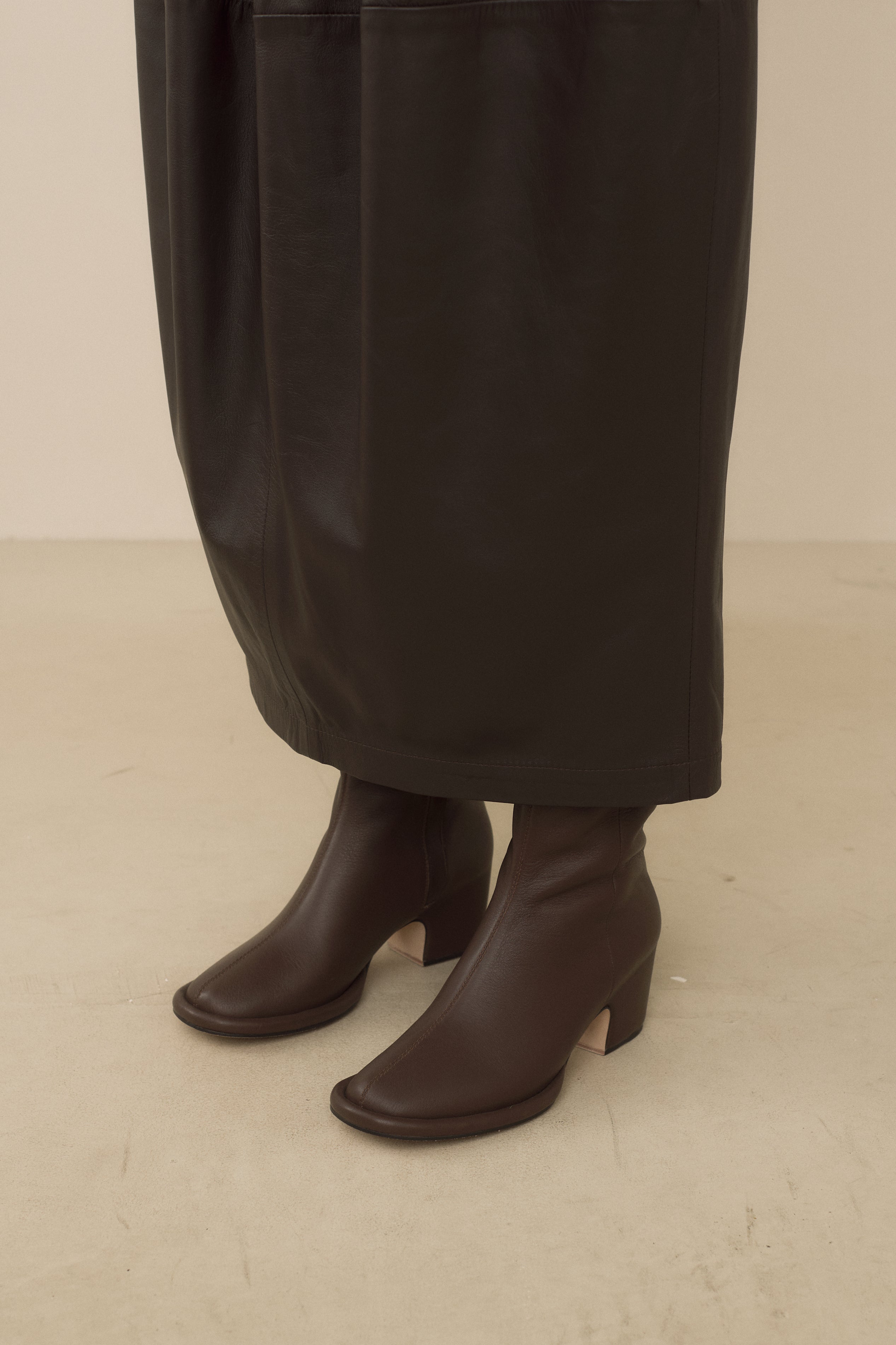 LEATHER SKIRT