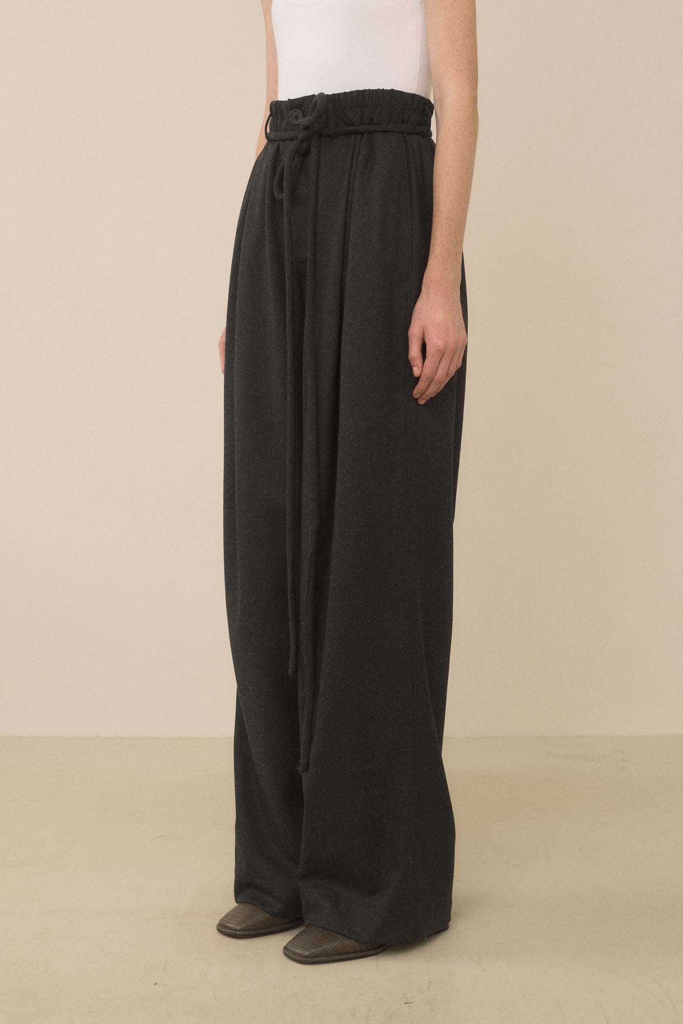 LACE TROUSER