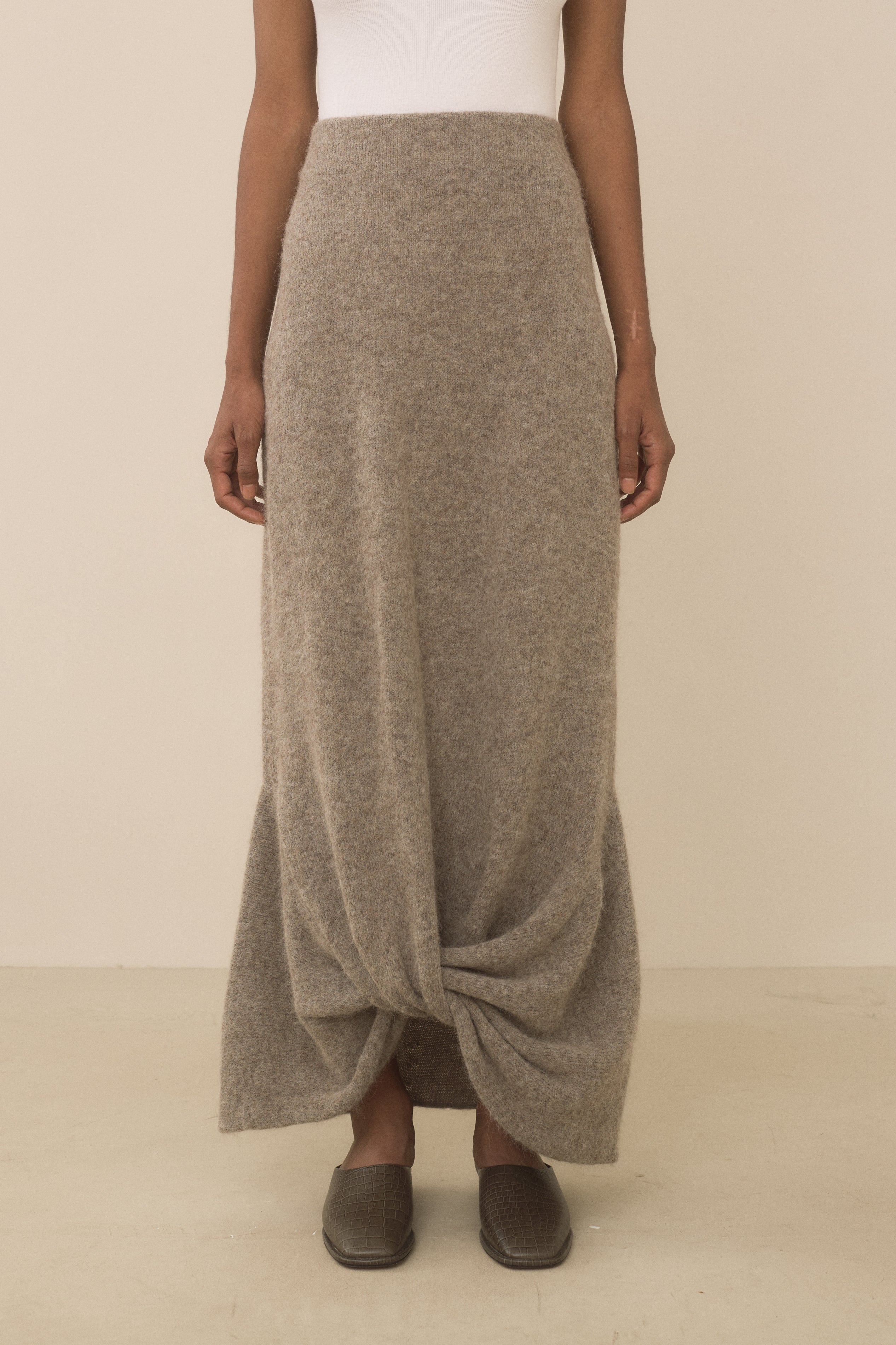 KNOT SKIRT