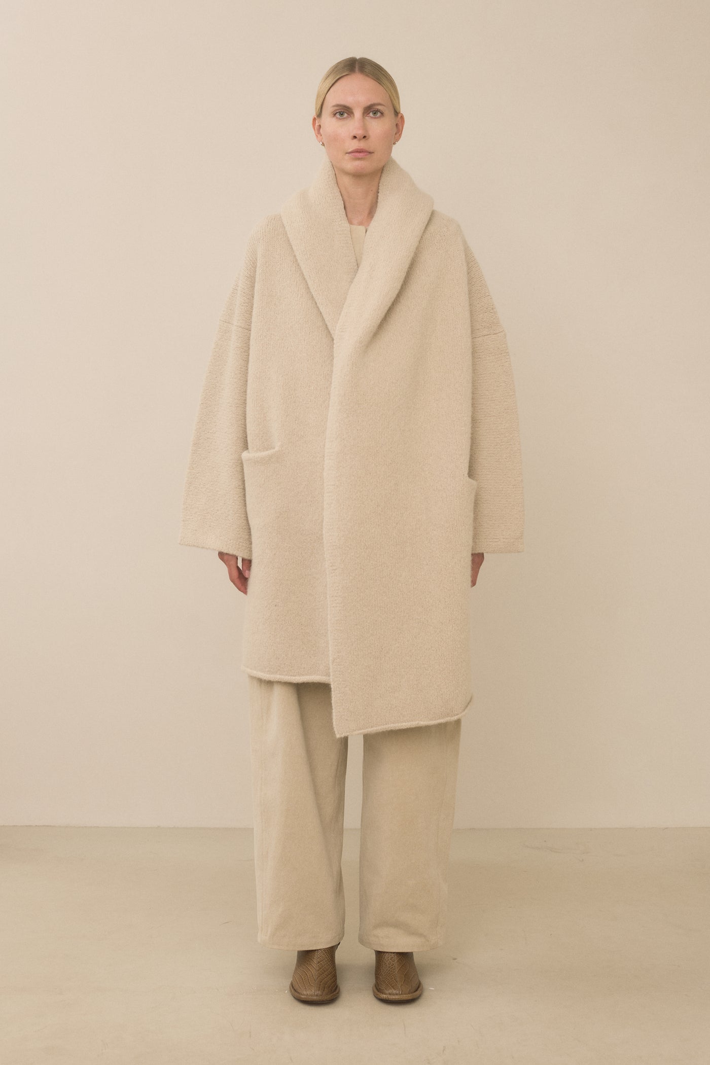 CAPOTE COAT