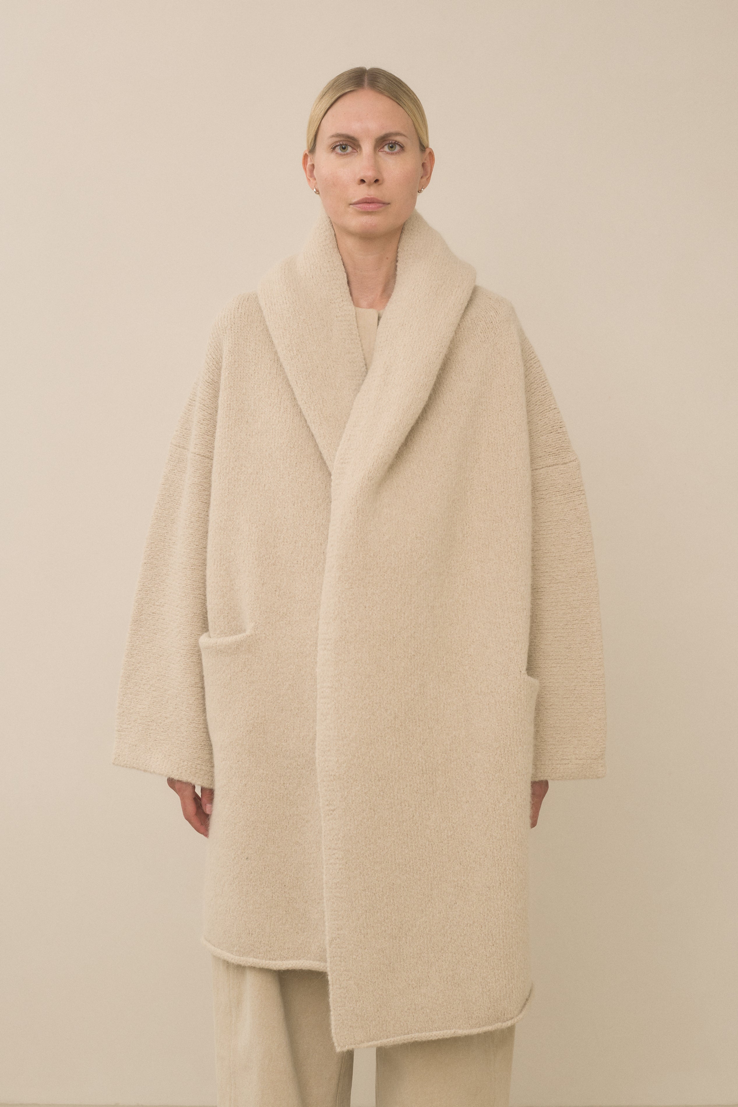 CAPOTE COAT