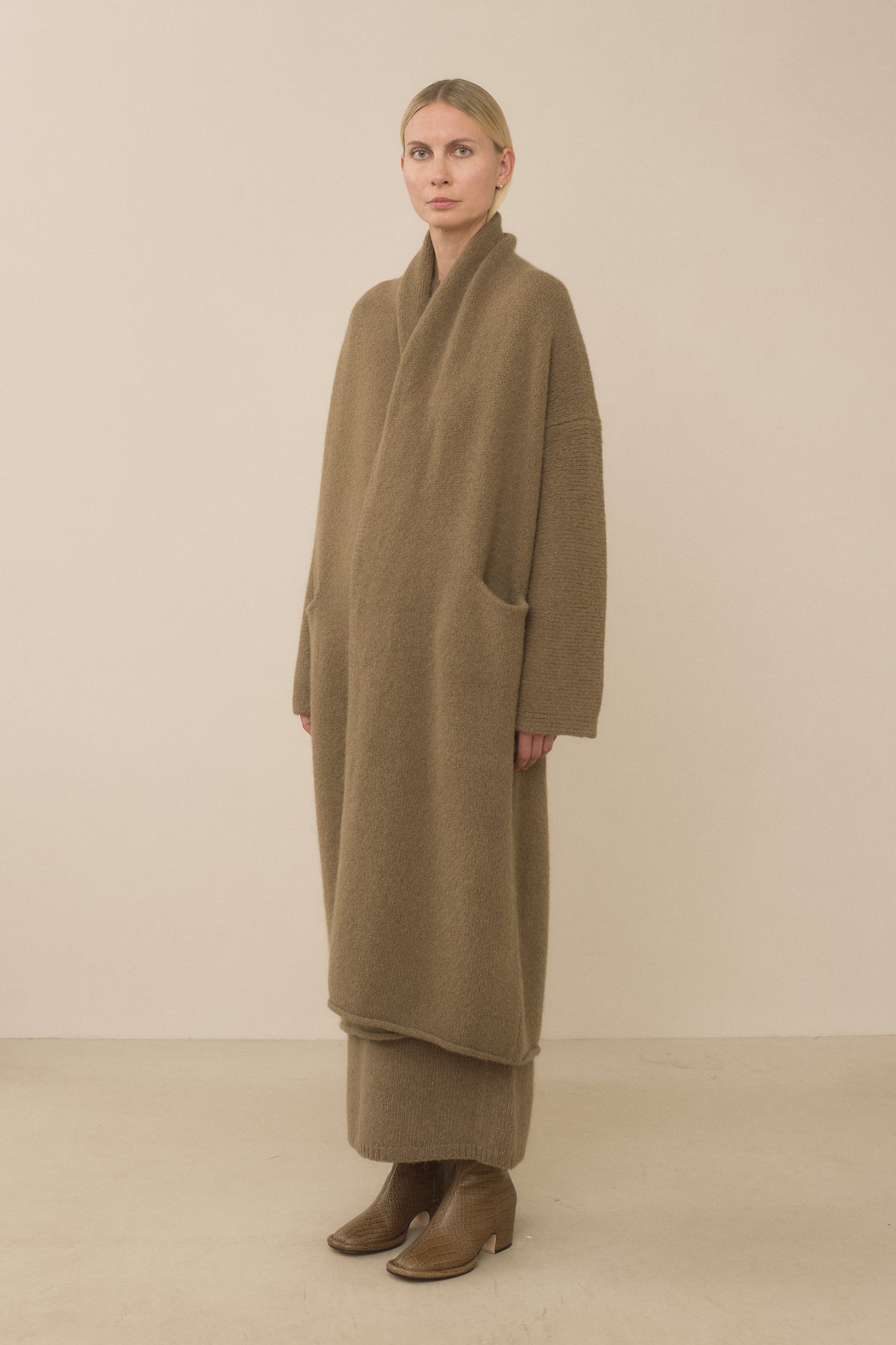LONG SHAWL CARDIGAN