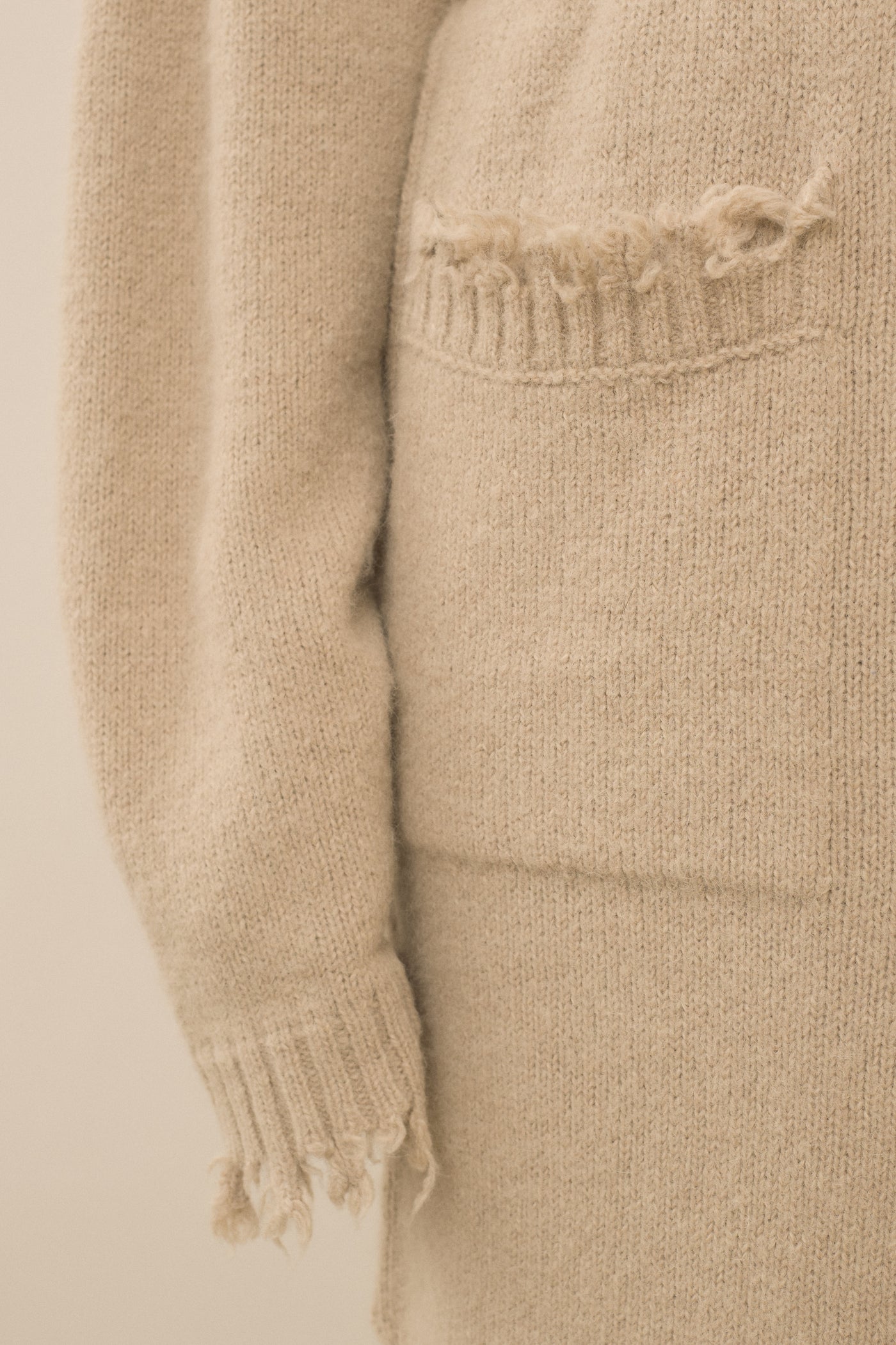 FRAY CARDIGAN
