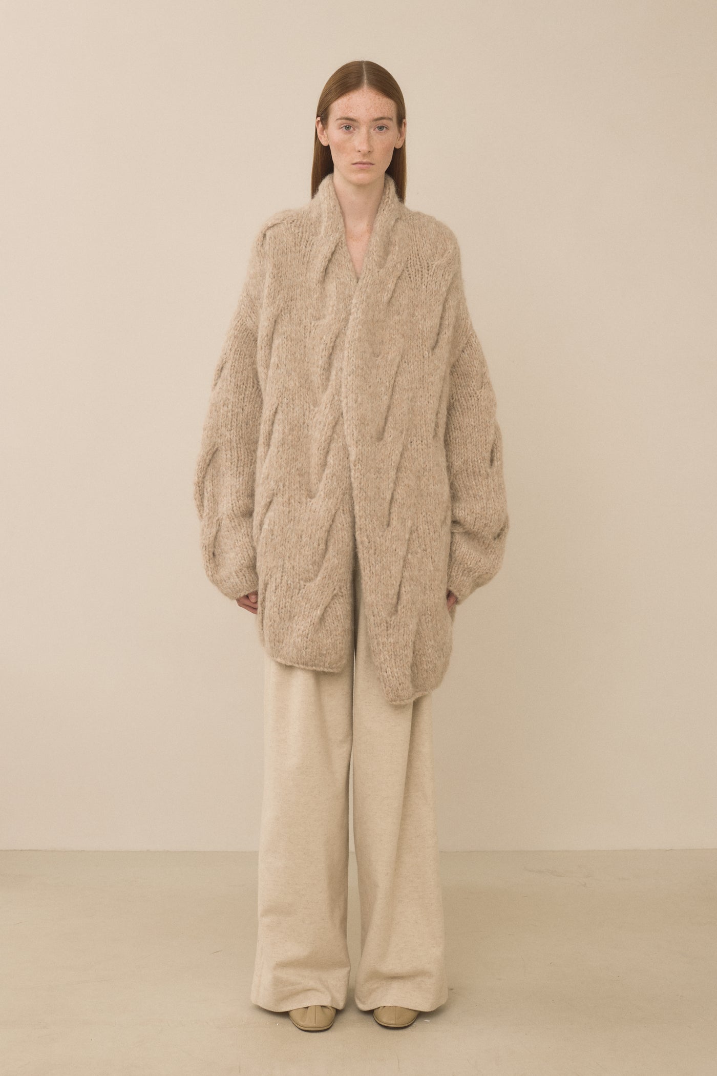 HANDKNIT CABLE CARDIGAN