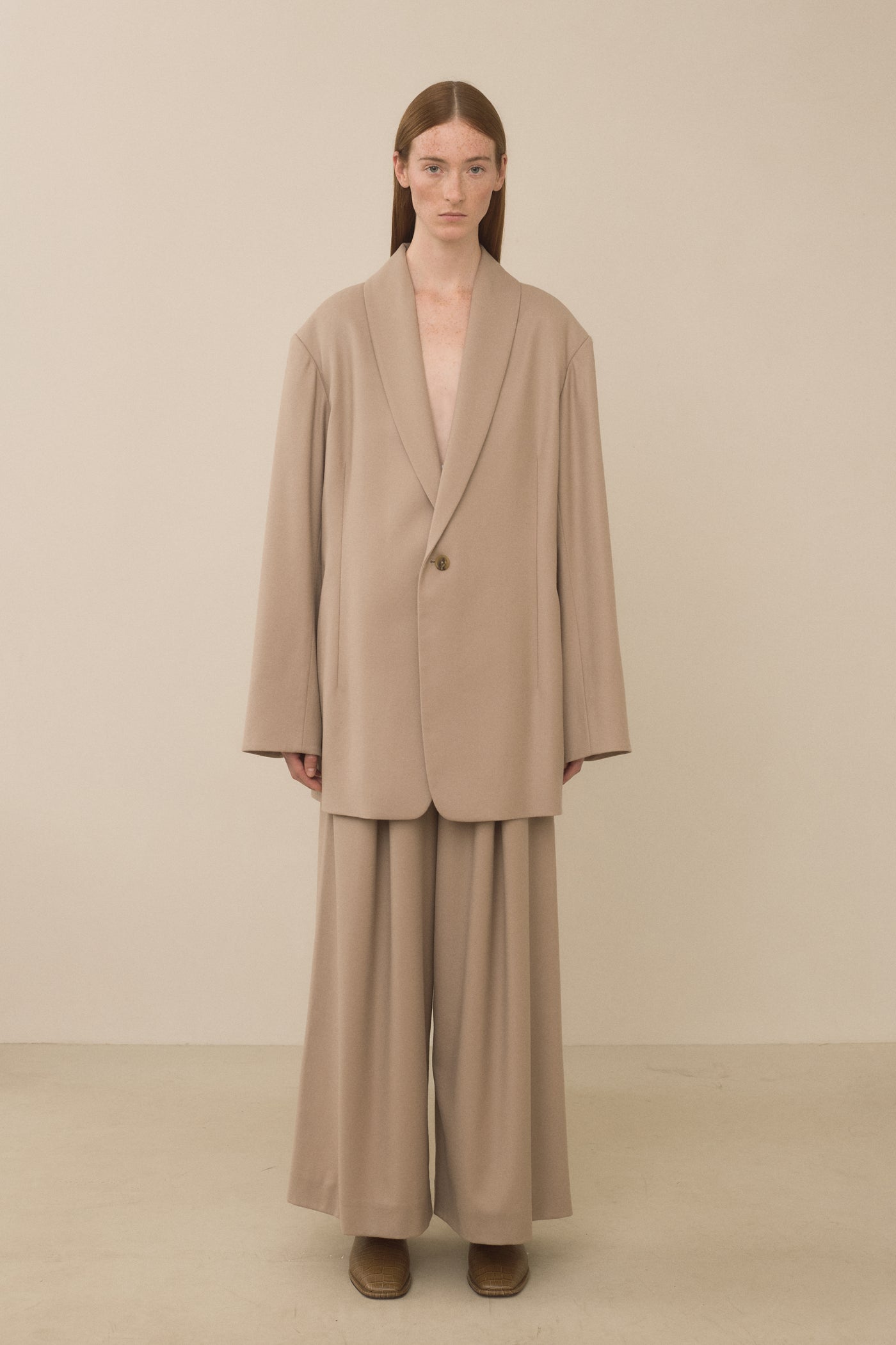 PLEAT TROUSER
