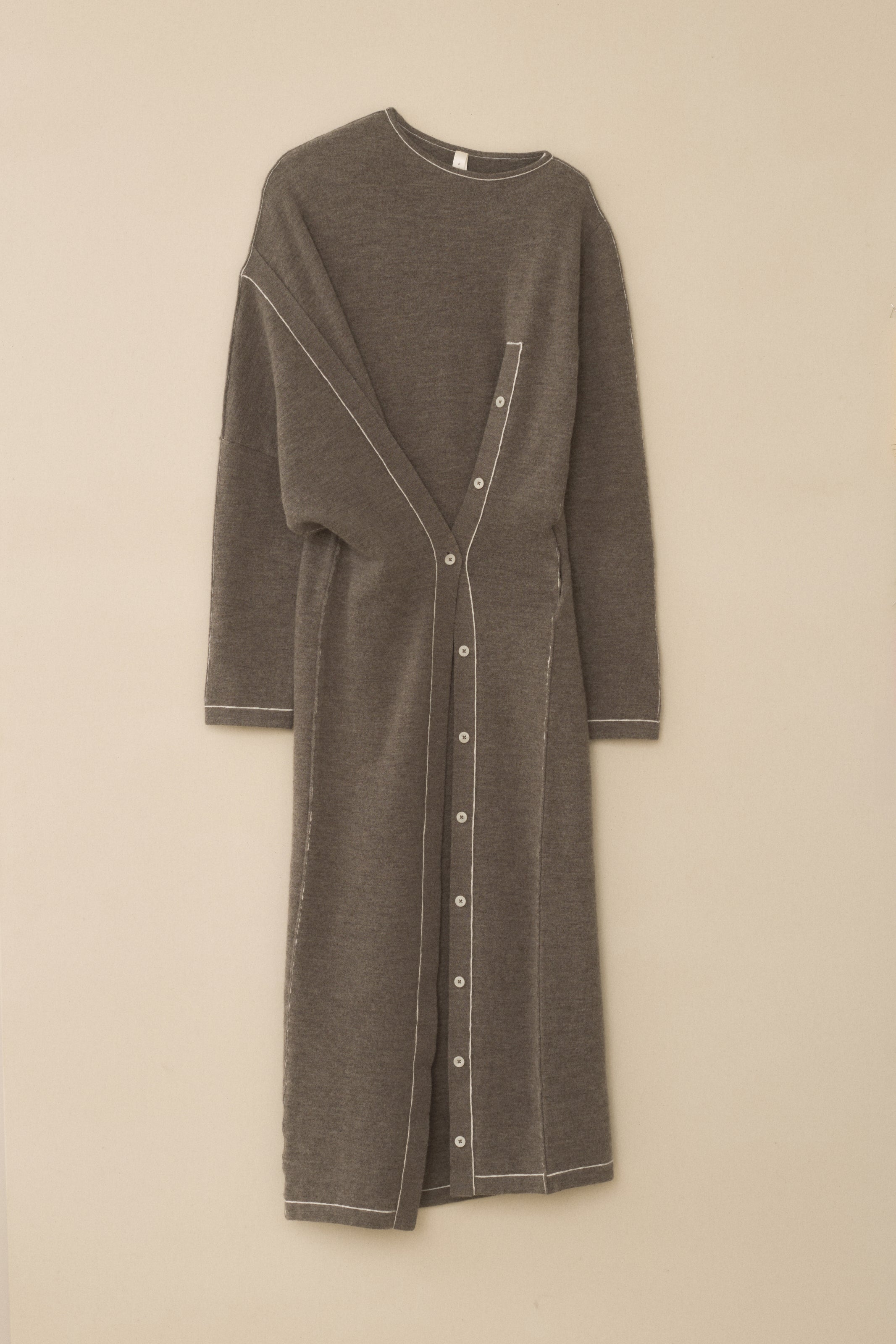 STITCH BUTTON DRESS