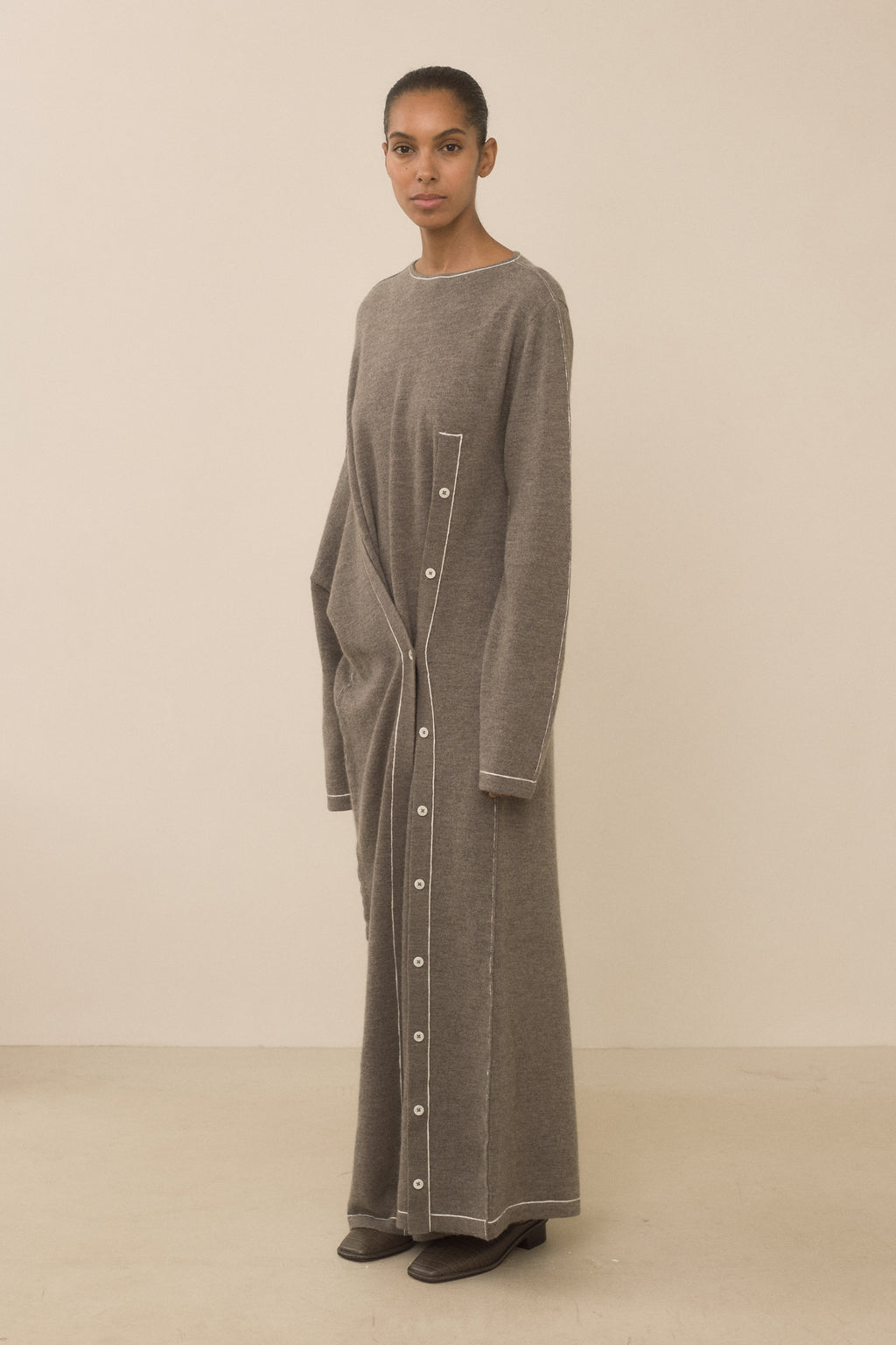 STITCH BUTTON DRESS