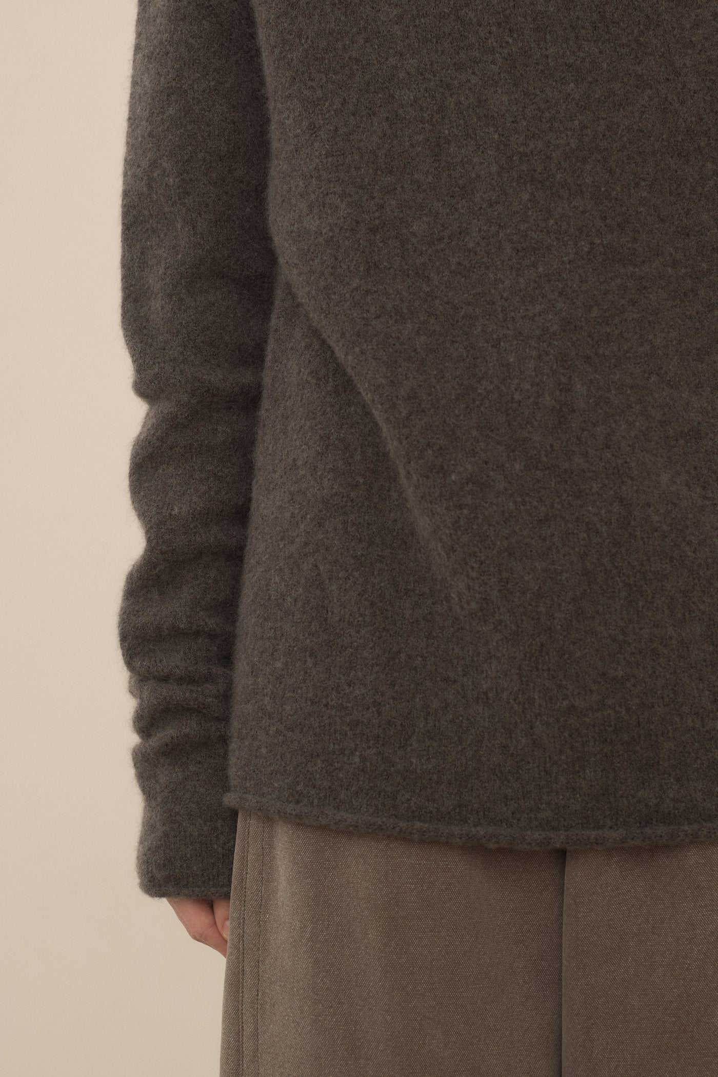SOFT BOATNECK